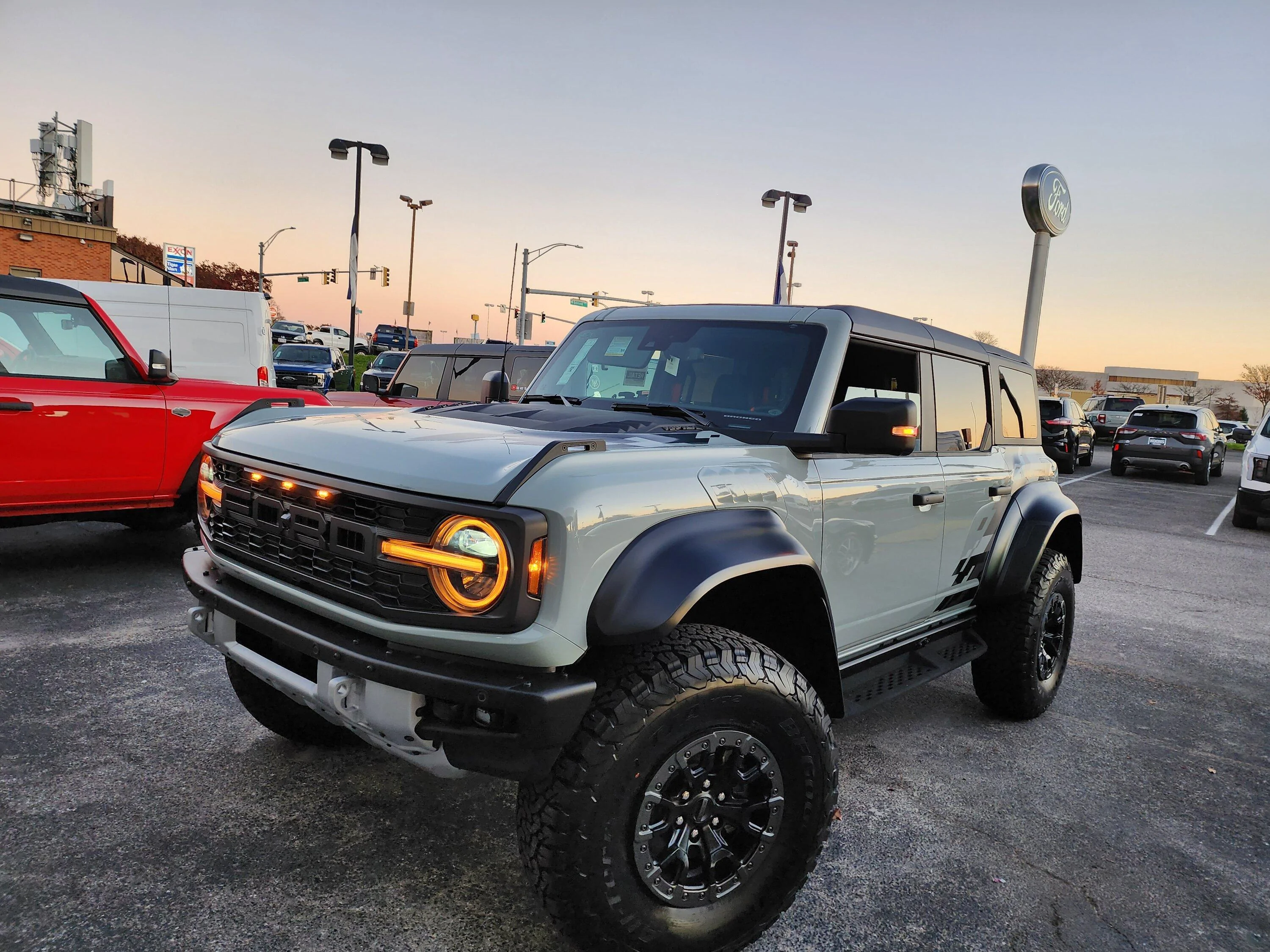 Ford Bronco CACTUS GRAY Bronco RAPTOR Photos Thread 20221109_165726