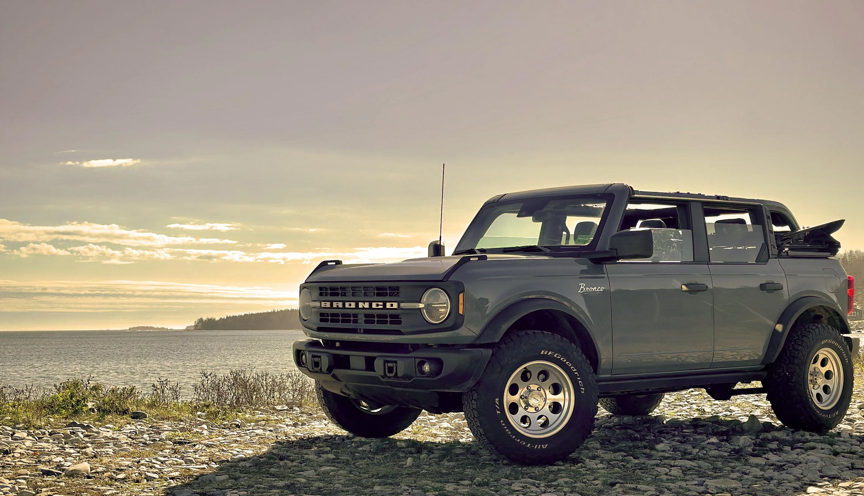 Ford Bronco Let's See Those Sunset Bronco Photos!! BroncSunset