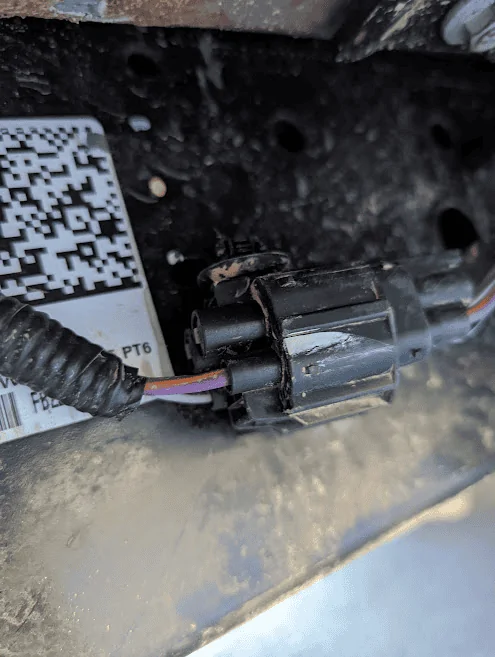 Ford Bronco Won’t move- stuck in 4L 1668113735567