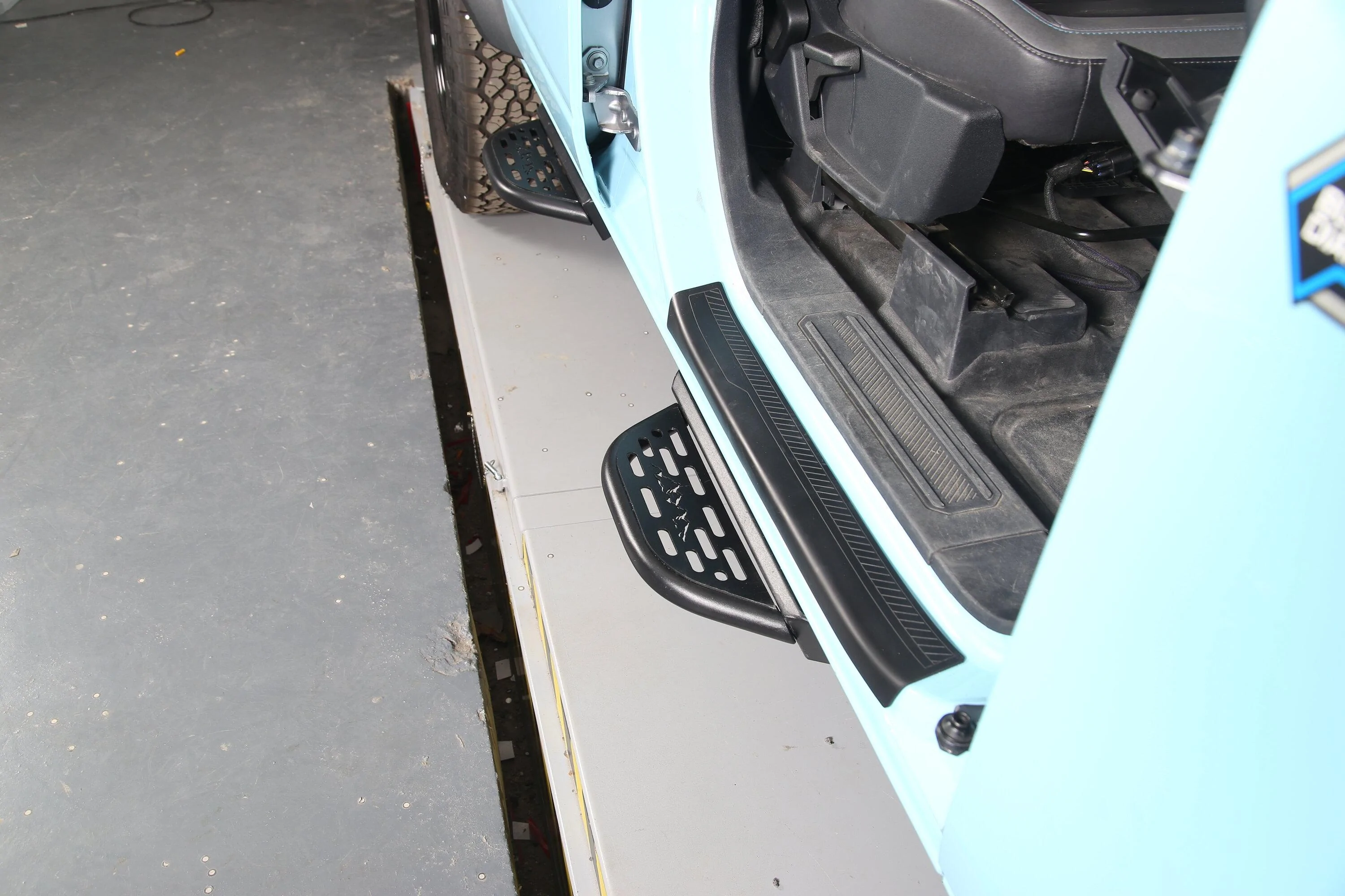 Ford Bronco Side Steps Clearance Sale IMG_3082