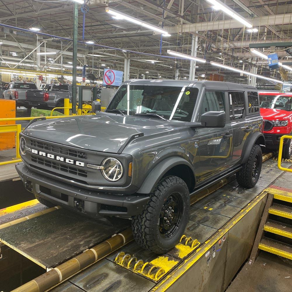 Ford Bronco 9/5/22 Build week group image