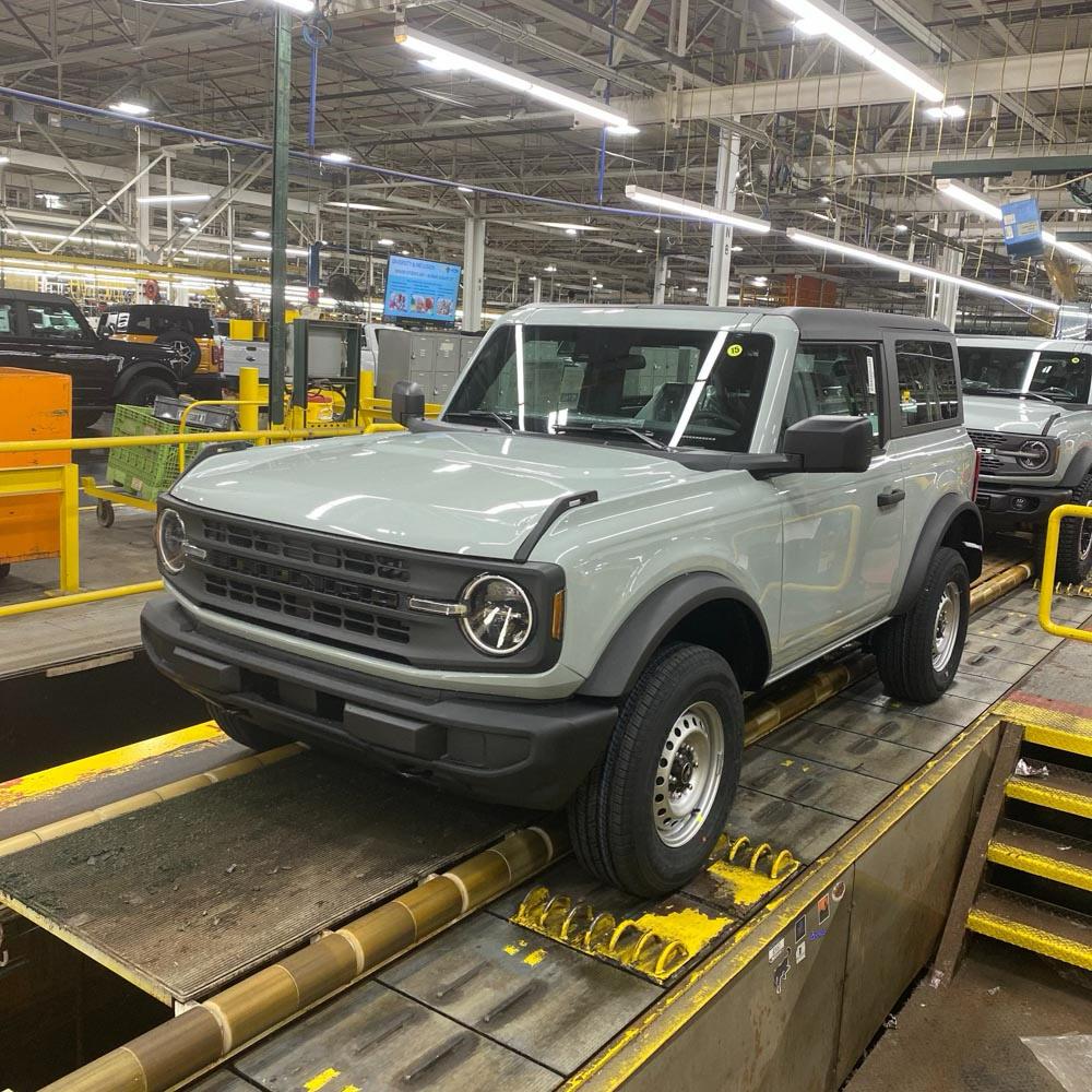 Ford Bronco 8/8/22 Build Week Group. Bronco-Baby-Pic