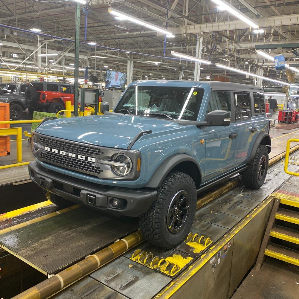 Ford Bronco 10/31/2022 build week group image