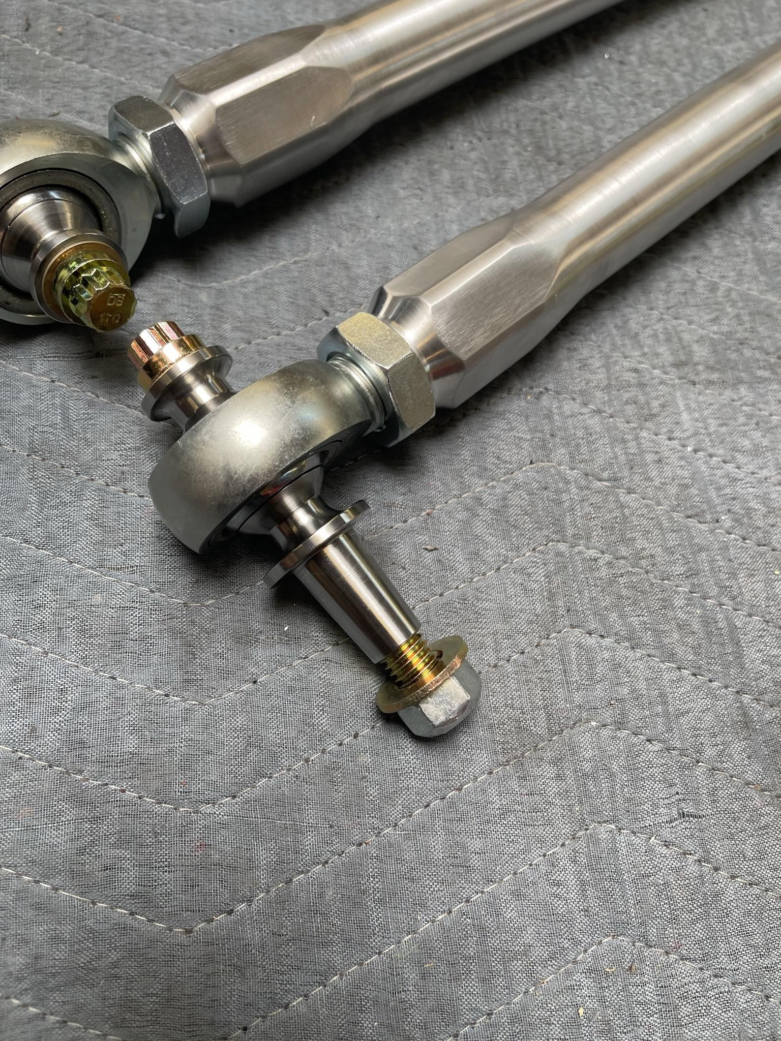 Ford Bronco Bronco Raptor Billet Tie Rod Kit by Foutz Motorsports Raptor_billet_Tie_rod_kit_.JPEG