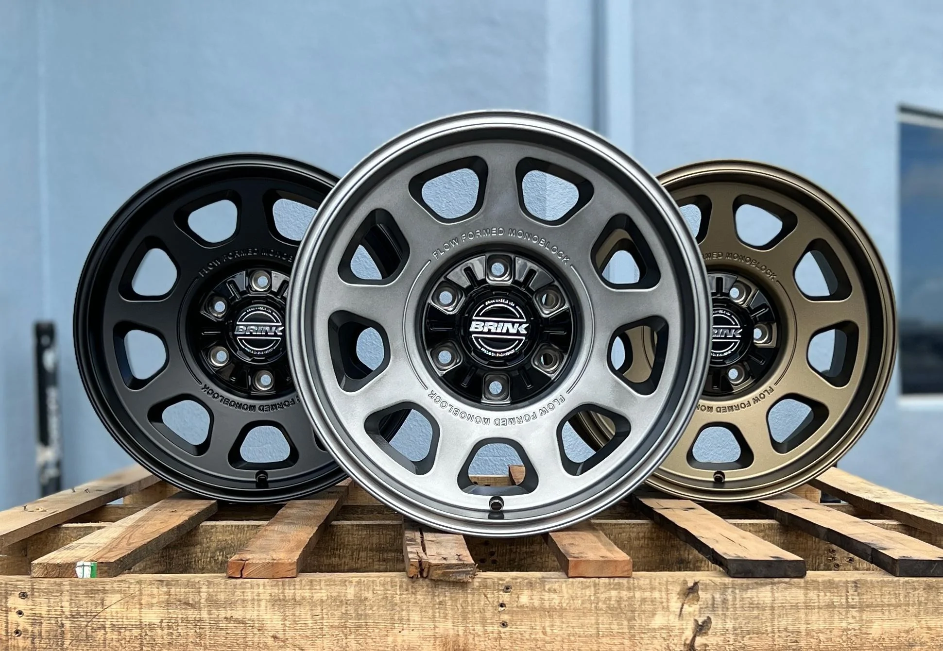 Ford Bronco BRINK Wheels B3 ALPINE Product Intro Alpine-Pallet