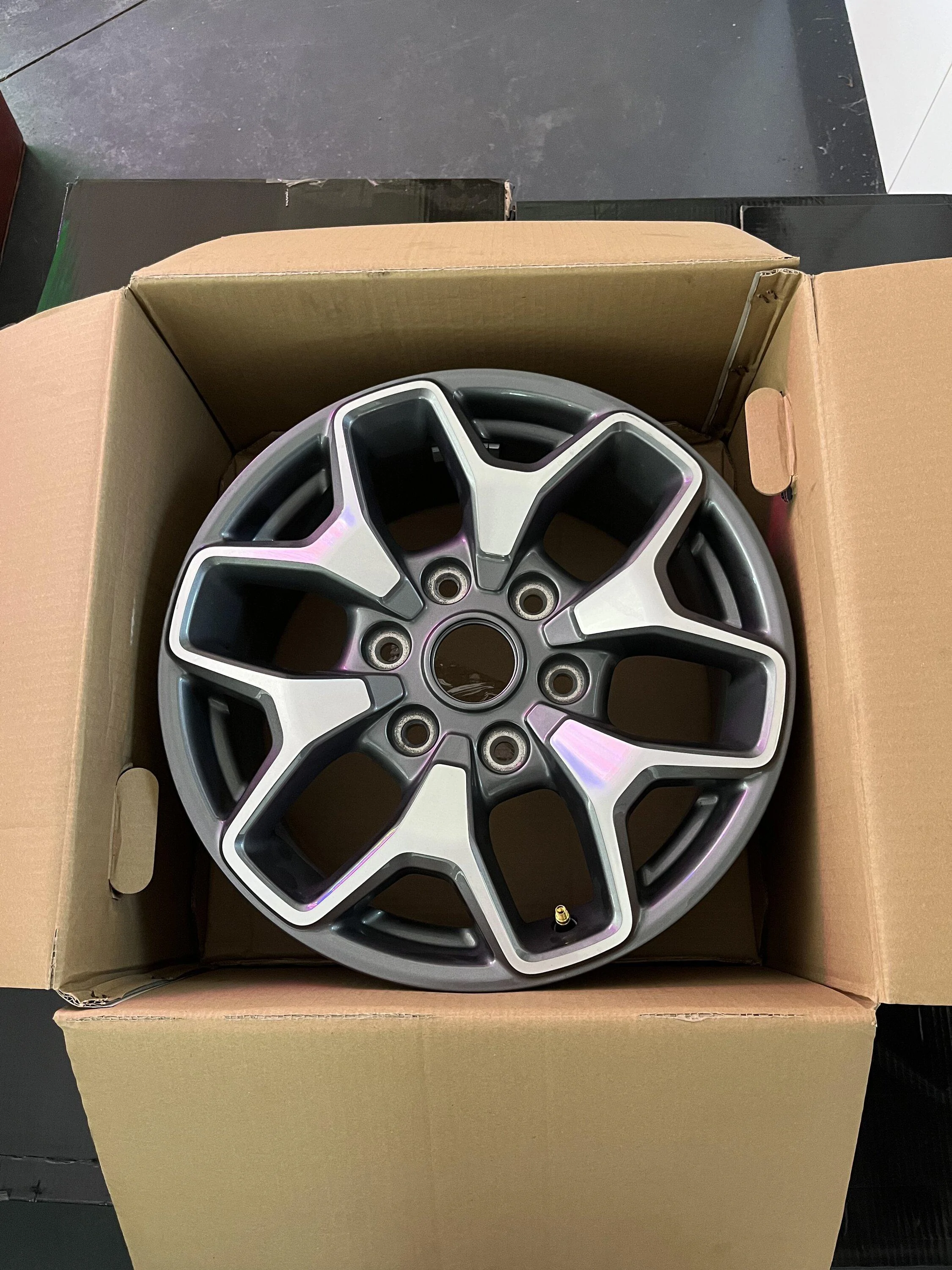 Ford Bronco 5 Badlands wheels $450 0211BF0D-B37E-4B95-843E-91F621C9AB47