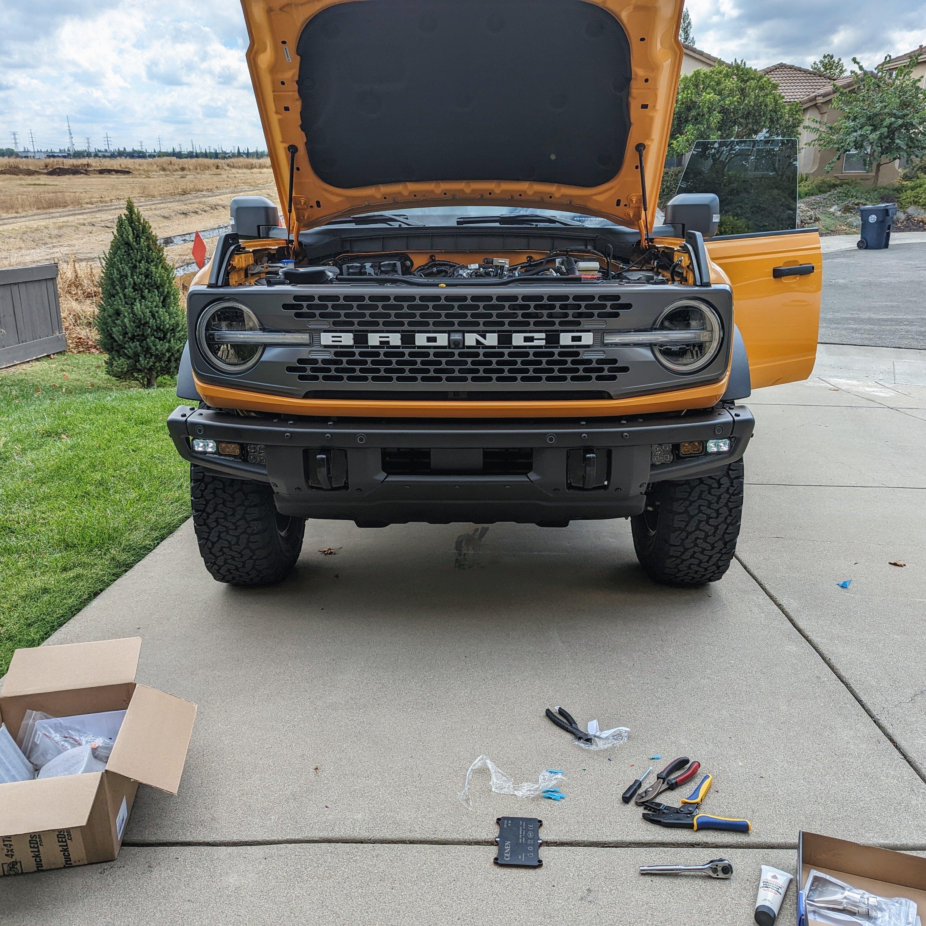 Ford Bronco Saga of the King in Yellow 20220920_WhiteFo