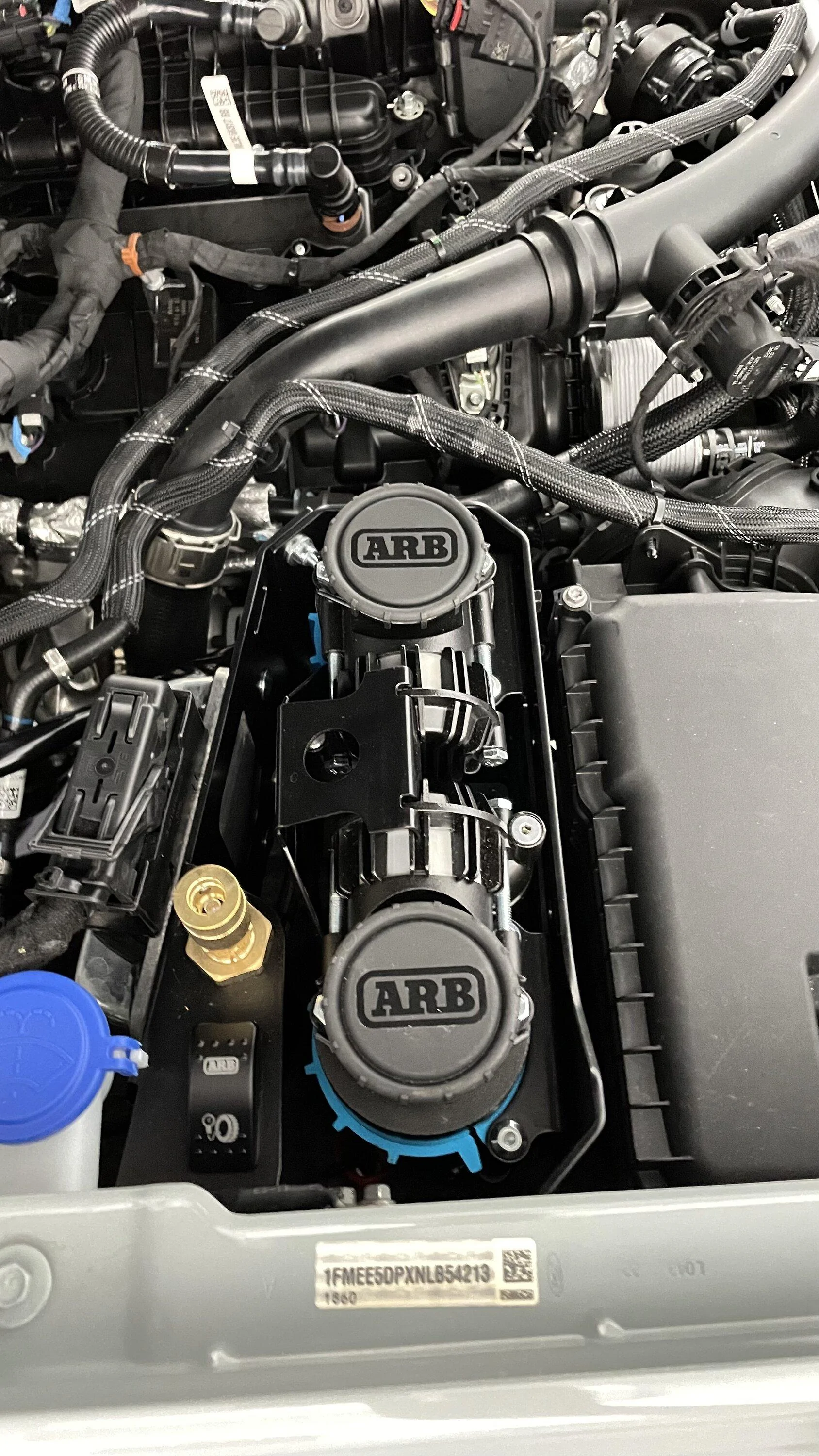 Ford Bronco GRIMM vs KR Off Road ARB Mount 0A9F7F0E-17E9-477D-AC32-A359F7F93325