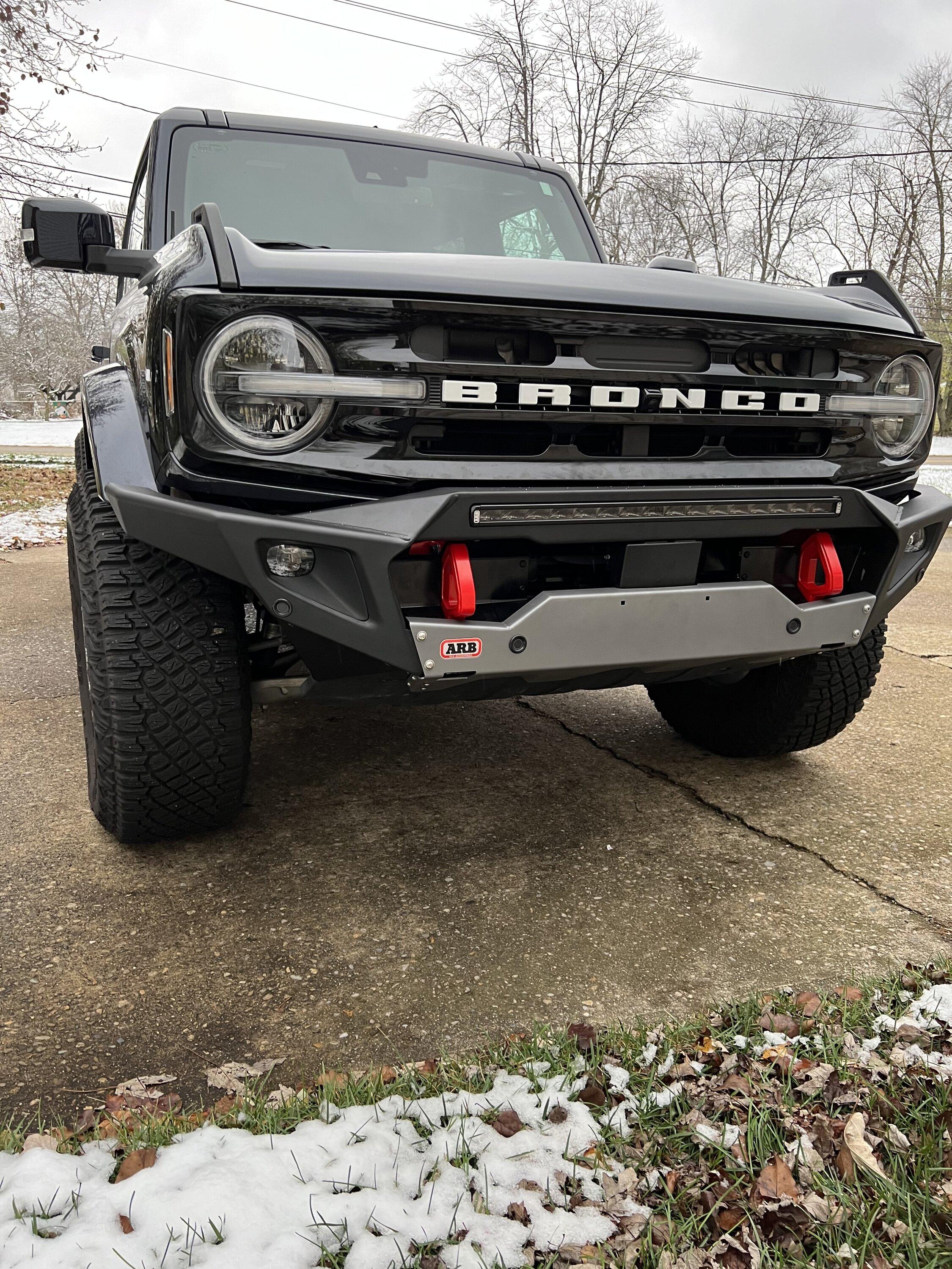 Ford Bronco ARB zenith bumper arrived damaged & missing parts 85C84134-3E57-4633-B747-CE78CDD6037F