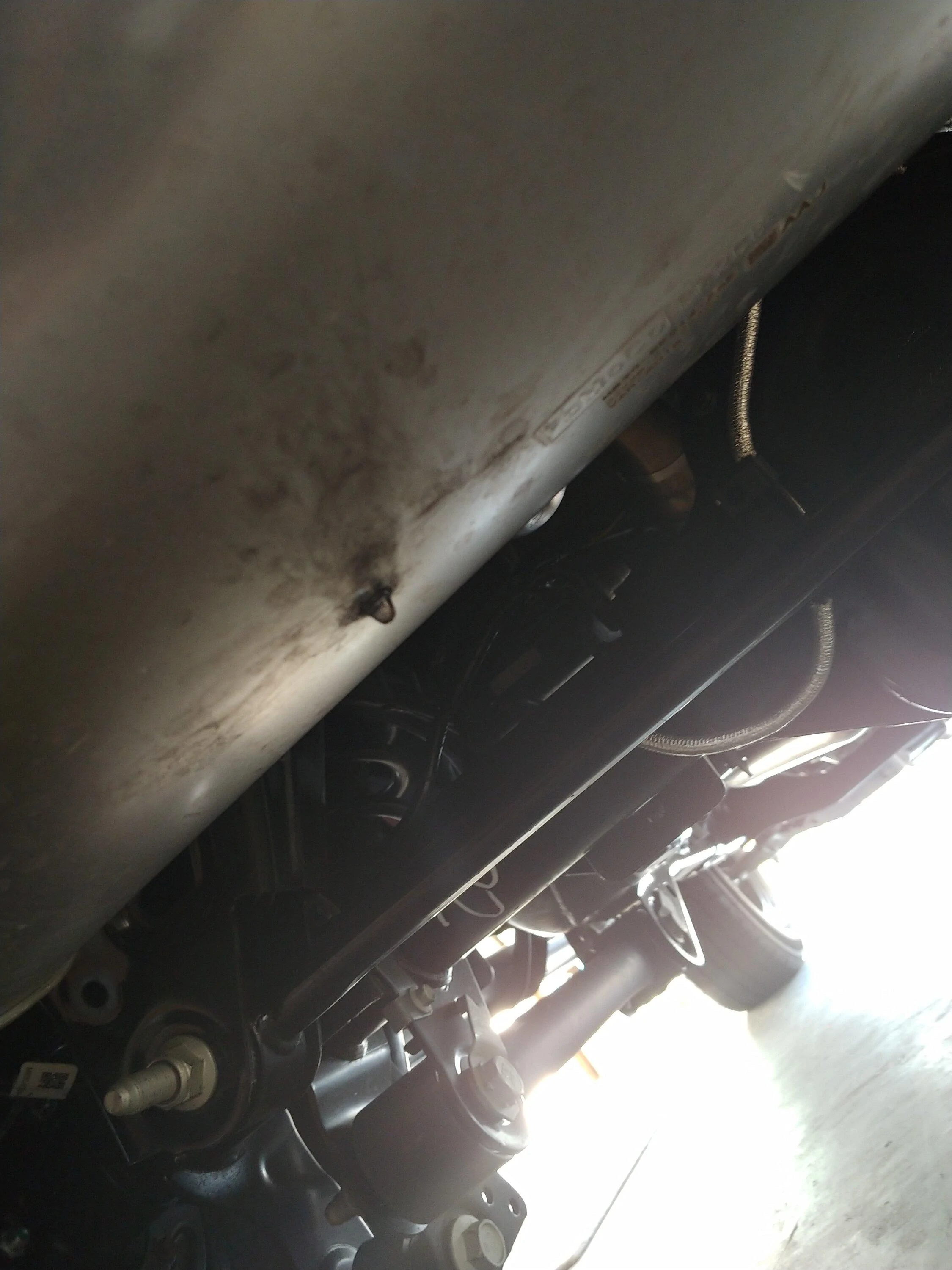 Ford Bronco Exhaust System Leaking from Pin Hole 1114220940