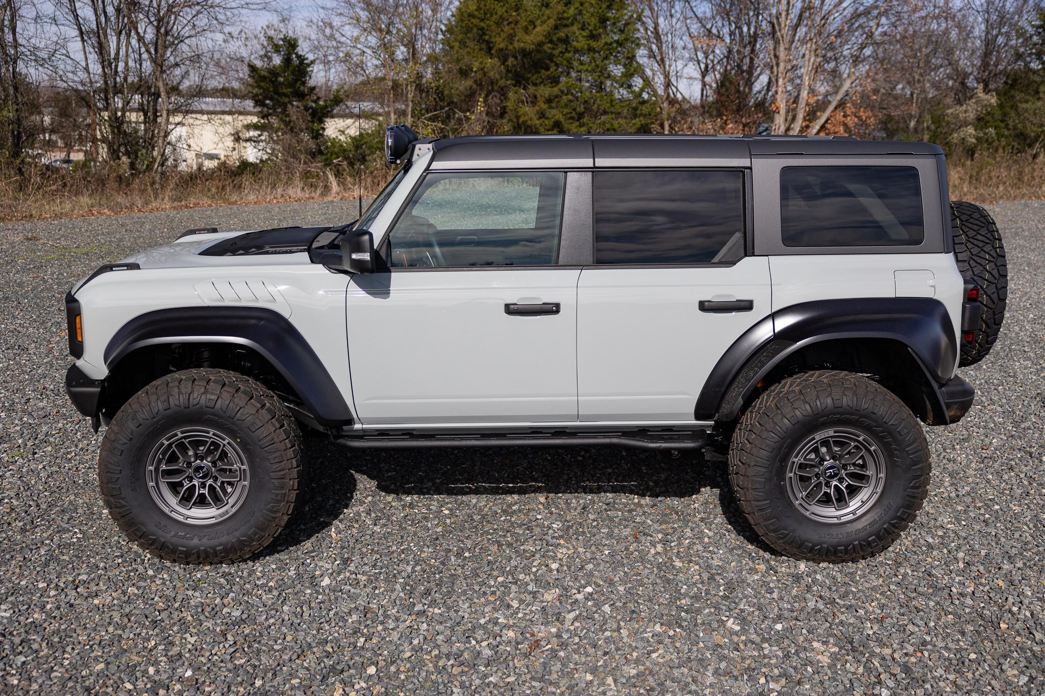 Ford Bronco RTR Rock Sliders for your BRaptor! IMG_7158
