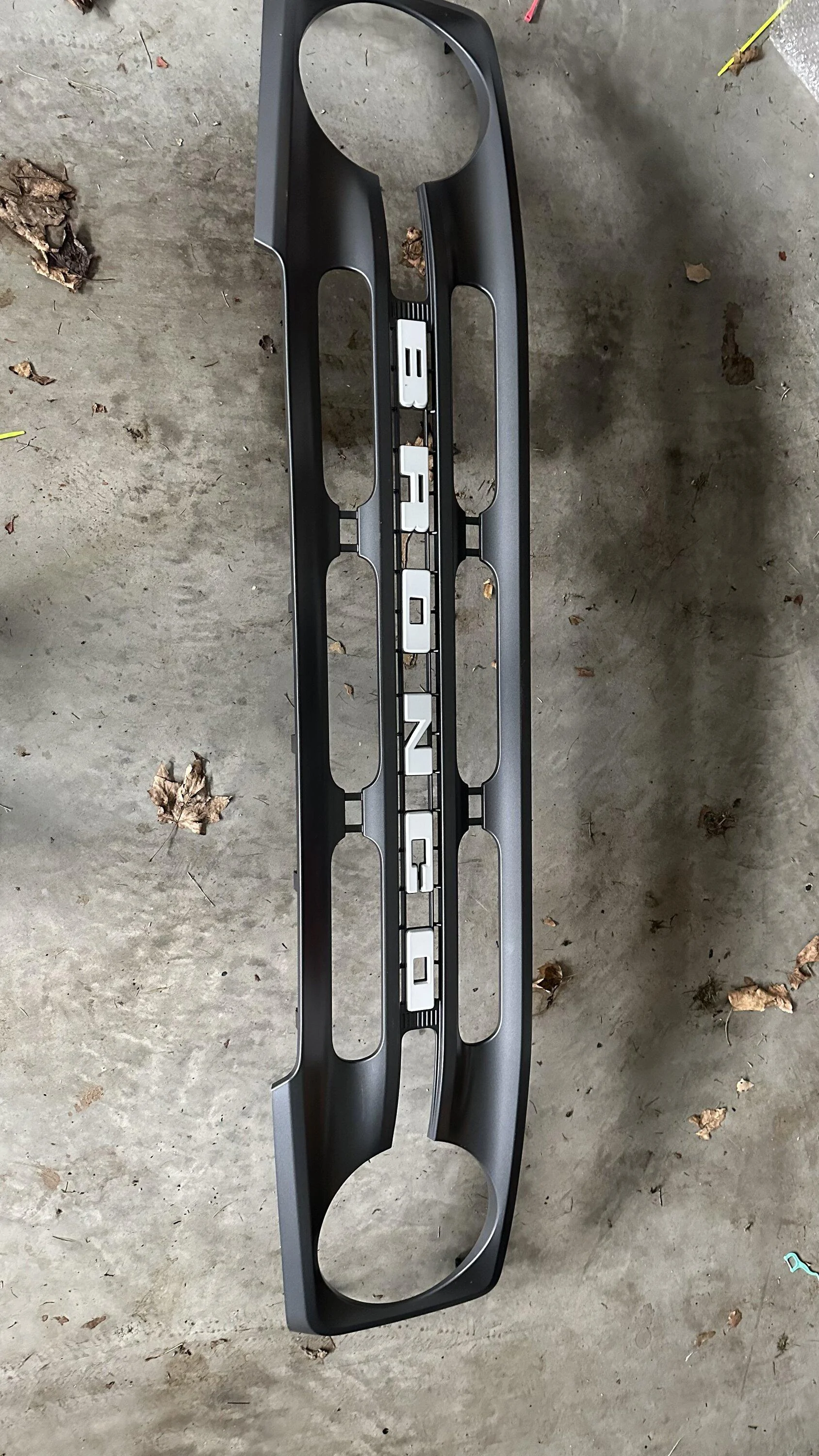 Ford Bronco Big Bend Grill $275 B35B8085-EB8D-4E71-BCFC-1B6FAE2DC374