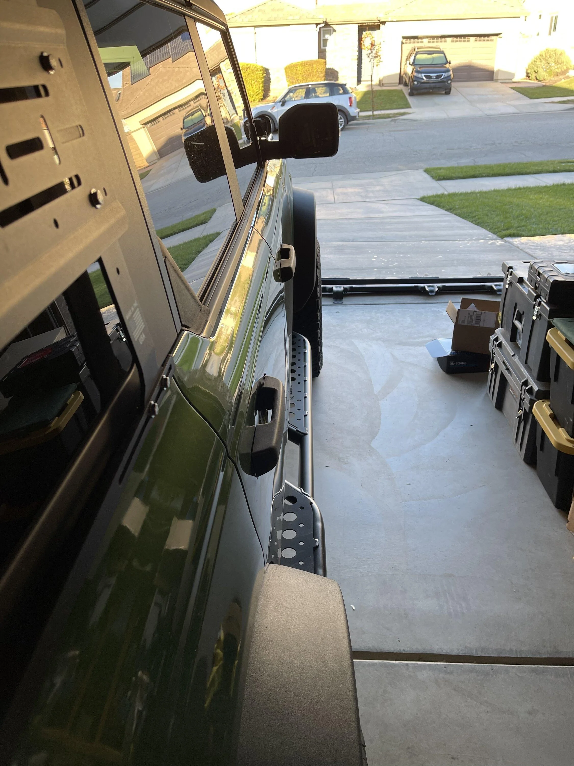 Ford Bronco Installed ZROADZ Steps / Sliders 008DAC5C-0E56-4F52-AA44-4FA2DCBD75F5