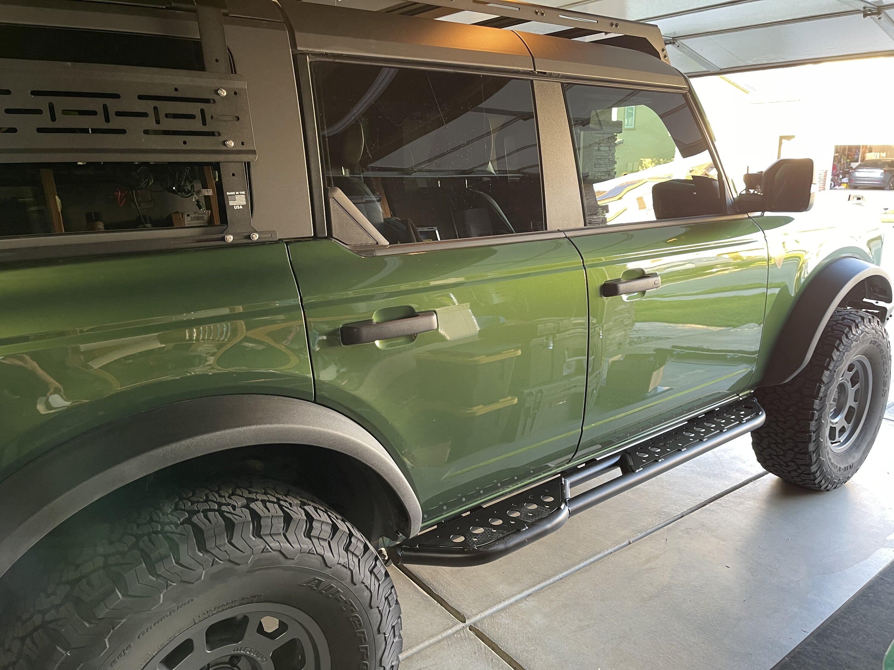 Ford Bronco Installed ZROADZ Steps / Sliders FBFC7847-89FF-468E-ABF3-898B8FAA4D3B