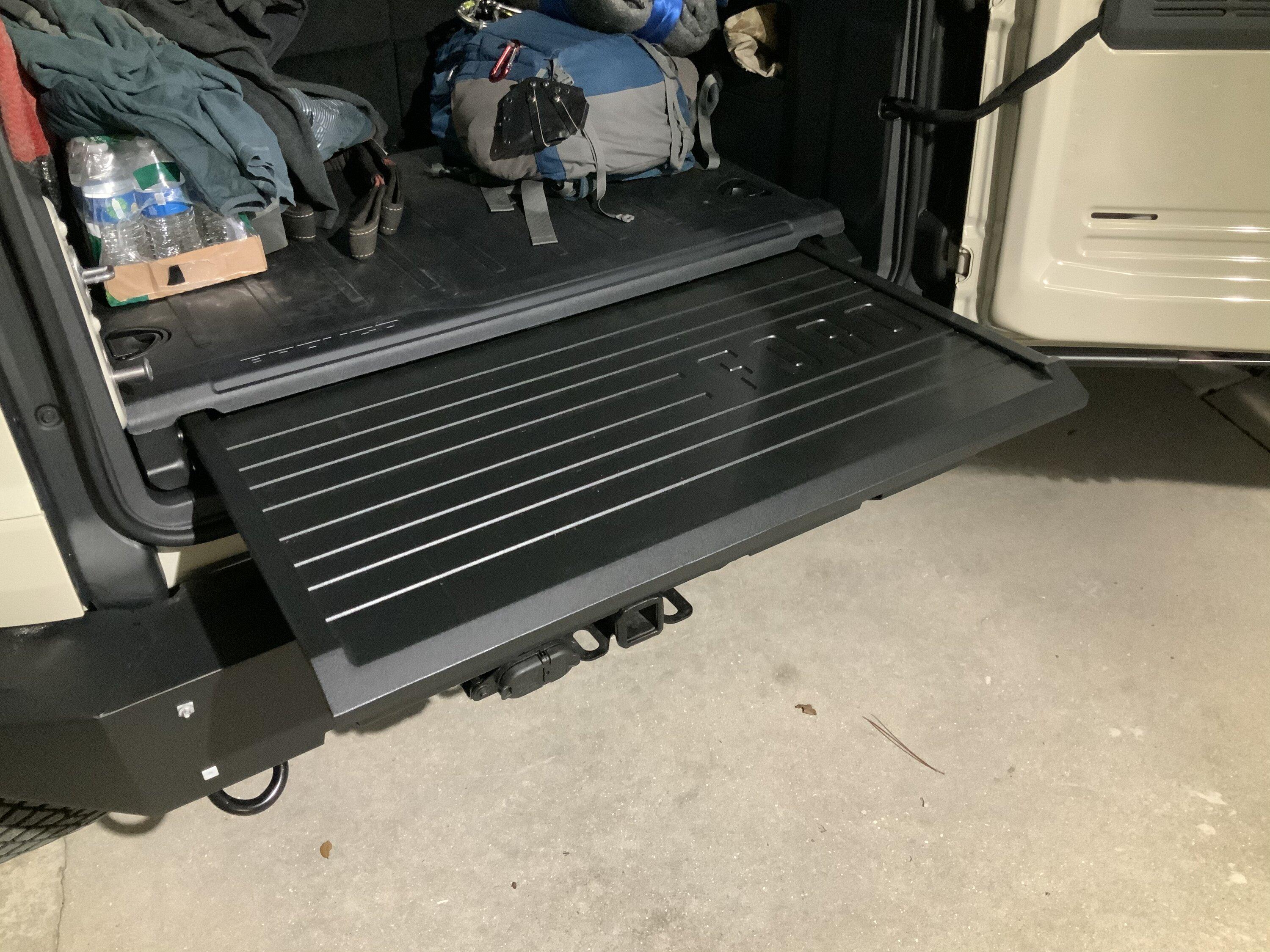 Ford Bronco Tailgate table for Bronco Raptor? 7A7481B3-31D6-47A5-93D6-A9385135D538
