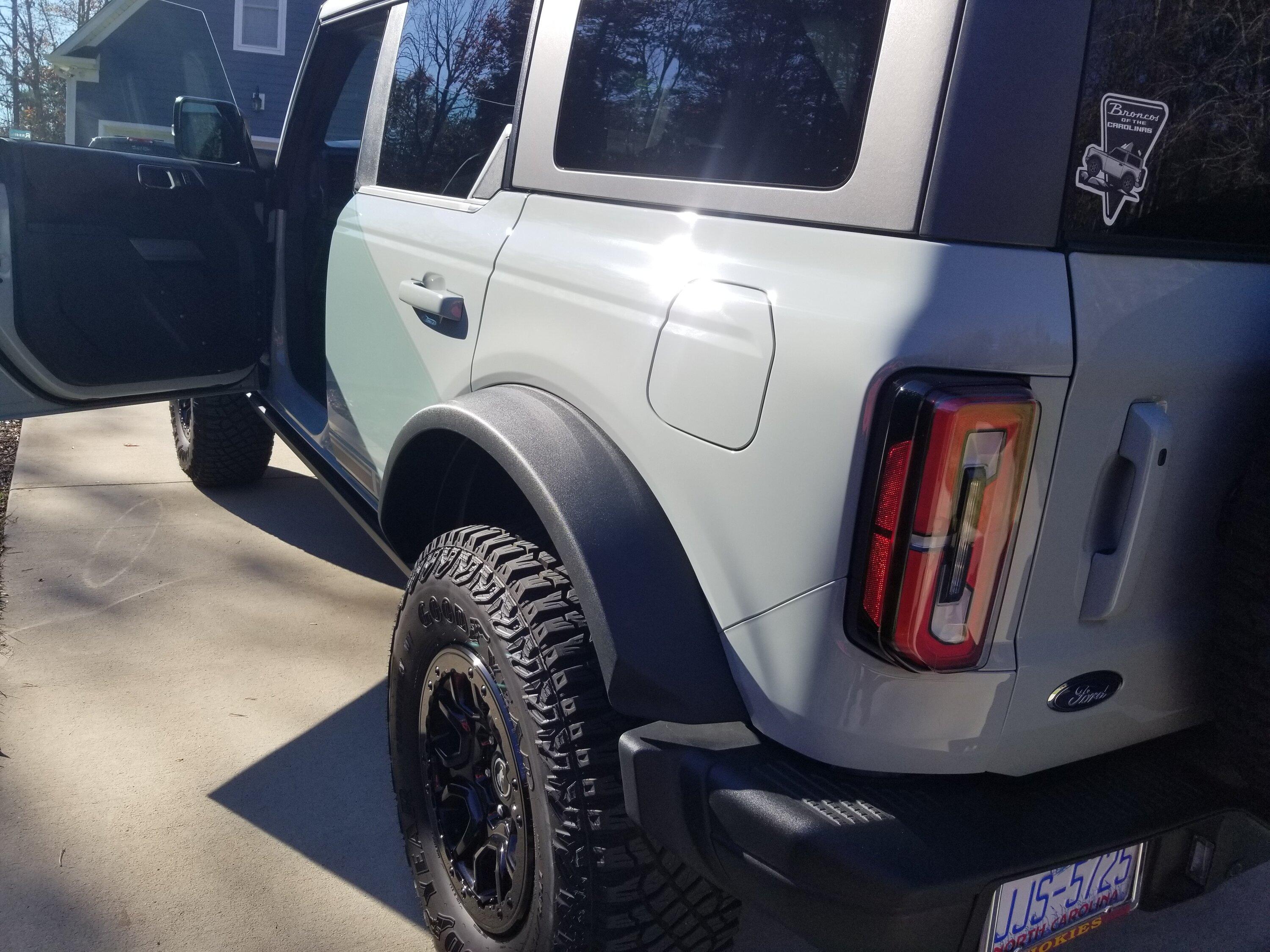 Ford Bronco 2021 First Edition 4dr 20221117_130231