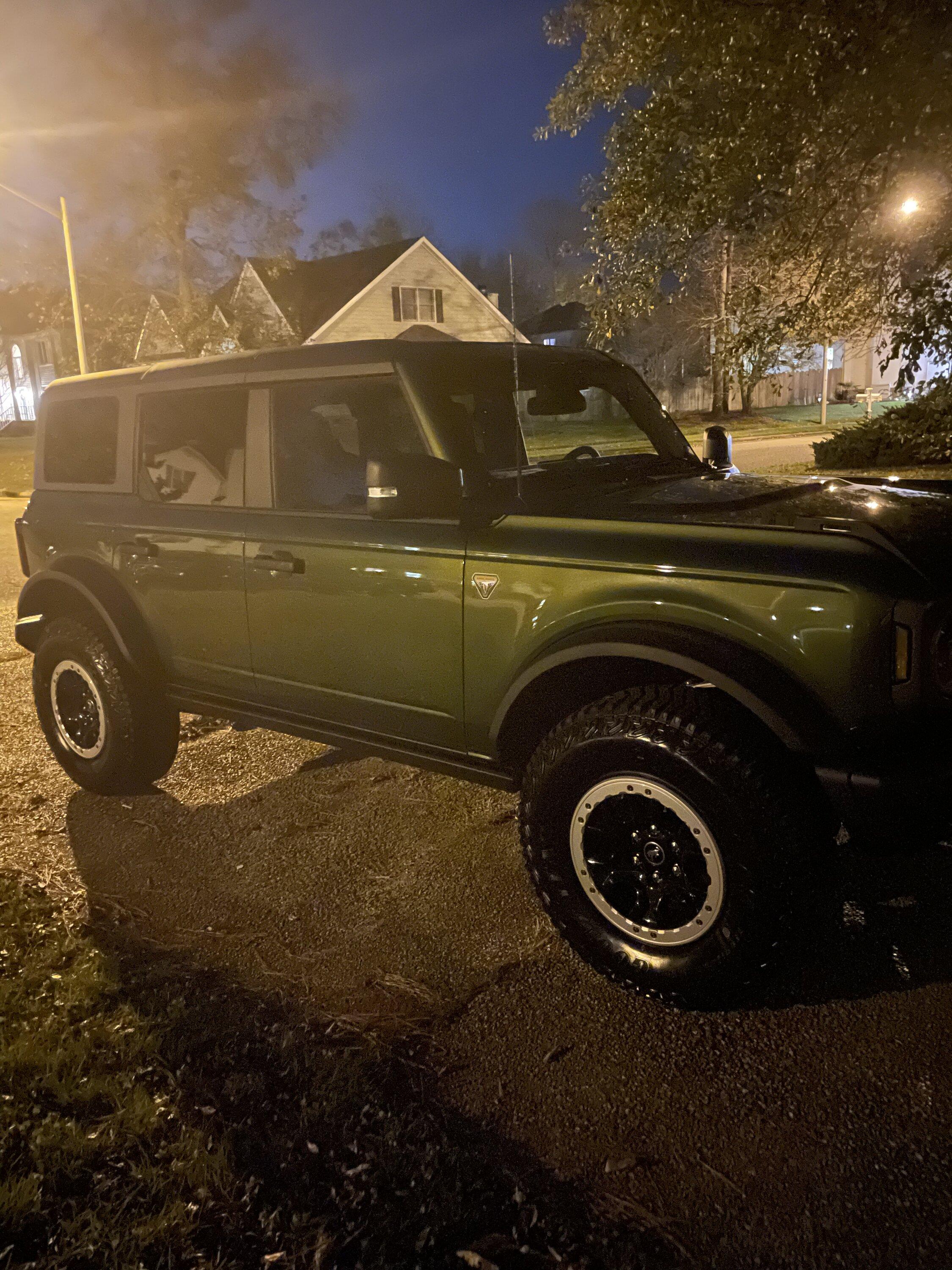 Ford Bronco build week 10/24 69042150474__A5B0854B-7643-43A1-A0B9-91724C8E621C