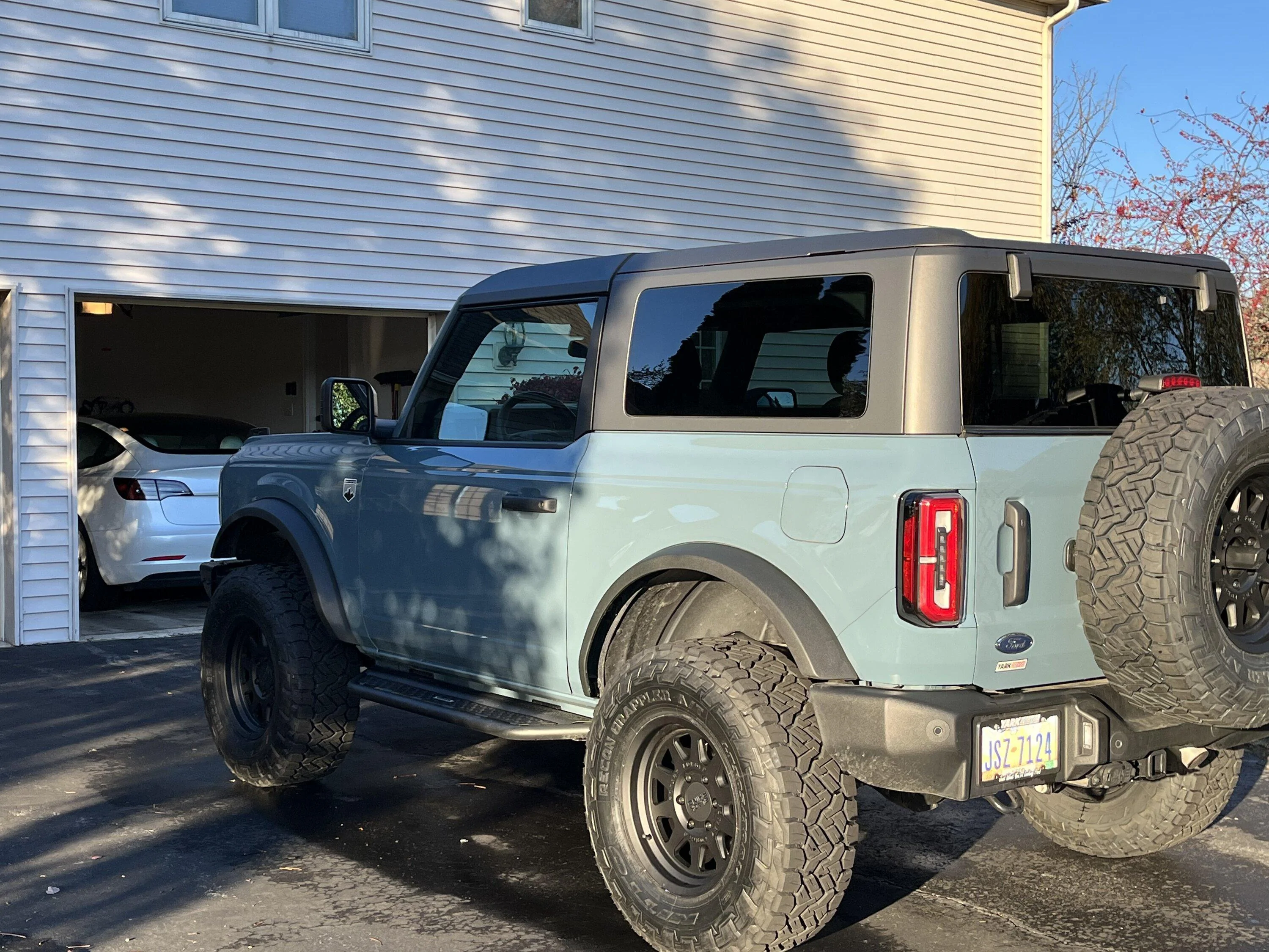 Ford Bronco Show us your installed wheel / tire upgrades here! (Pics) 461C03A6-C2FC-42A4-9A2D-F9AF27A8B984