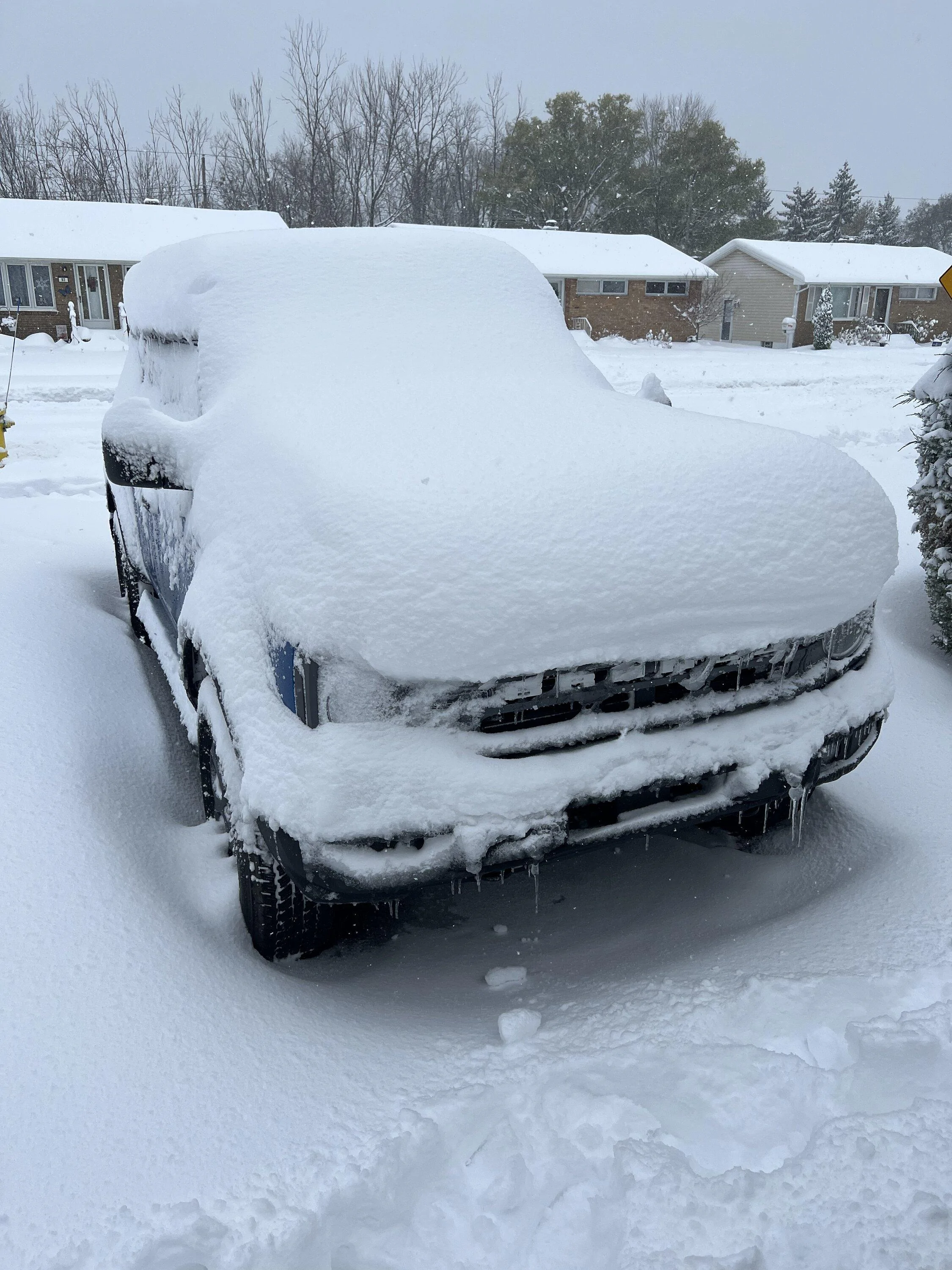 Ford Bronco Show us your Bronco snow pics!! ☃️❄️🥶 A7C939EA-5E2A-429C-A5FB-DFE3E5720103