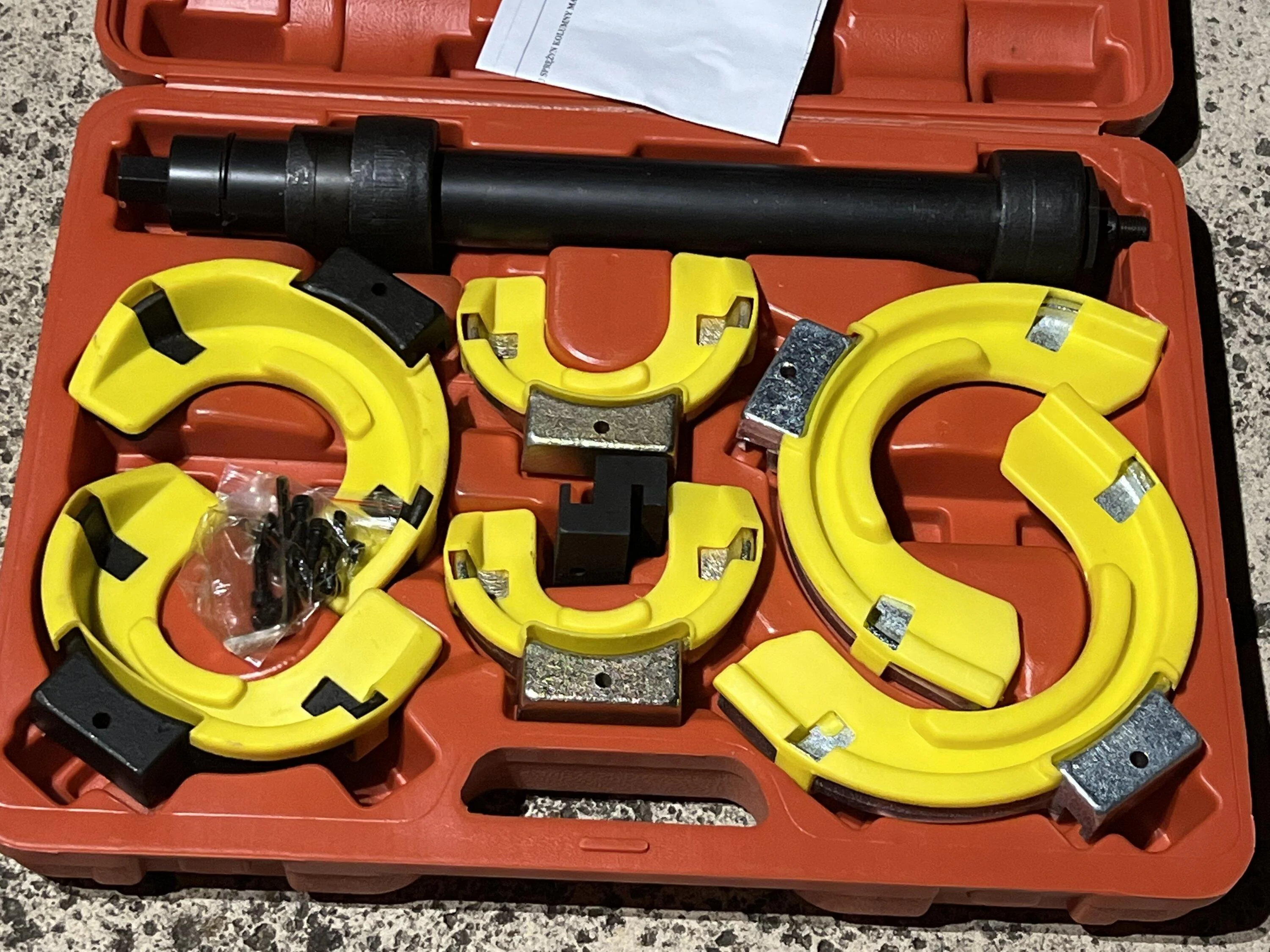Ford Bronco How not to separate a coilover 68931727397__CCC6FF3F-A2B2-444B-B2D5-2C75768401C5