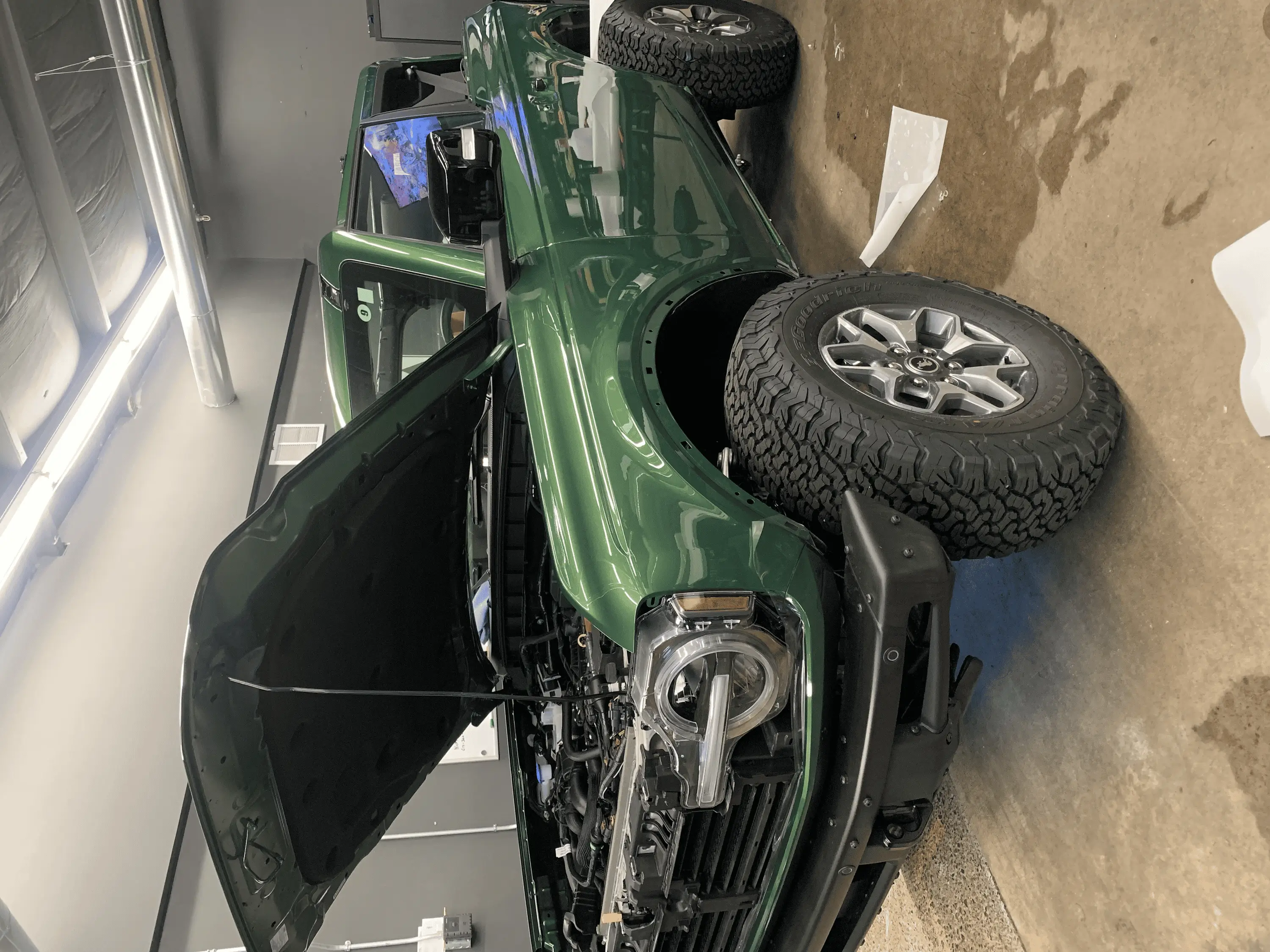Ford Bronco MUDHORN: My 2-Door 7speed NonSquatch Badlands Eruption Green Build tempImagemZRgRH