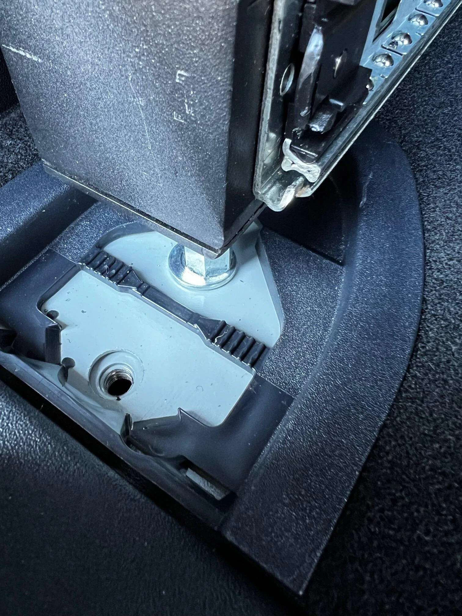 Ford Bronco Ford Cargo Drawer Install DIY - writeup & photos IMG_3448
