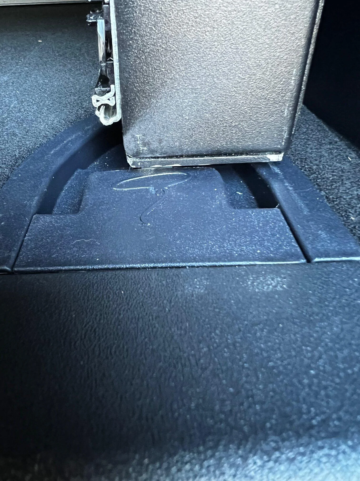 Ford Bronco Ford Cargo Drawer Install DIY - writeup & photos IMG_3449