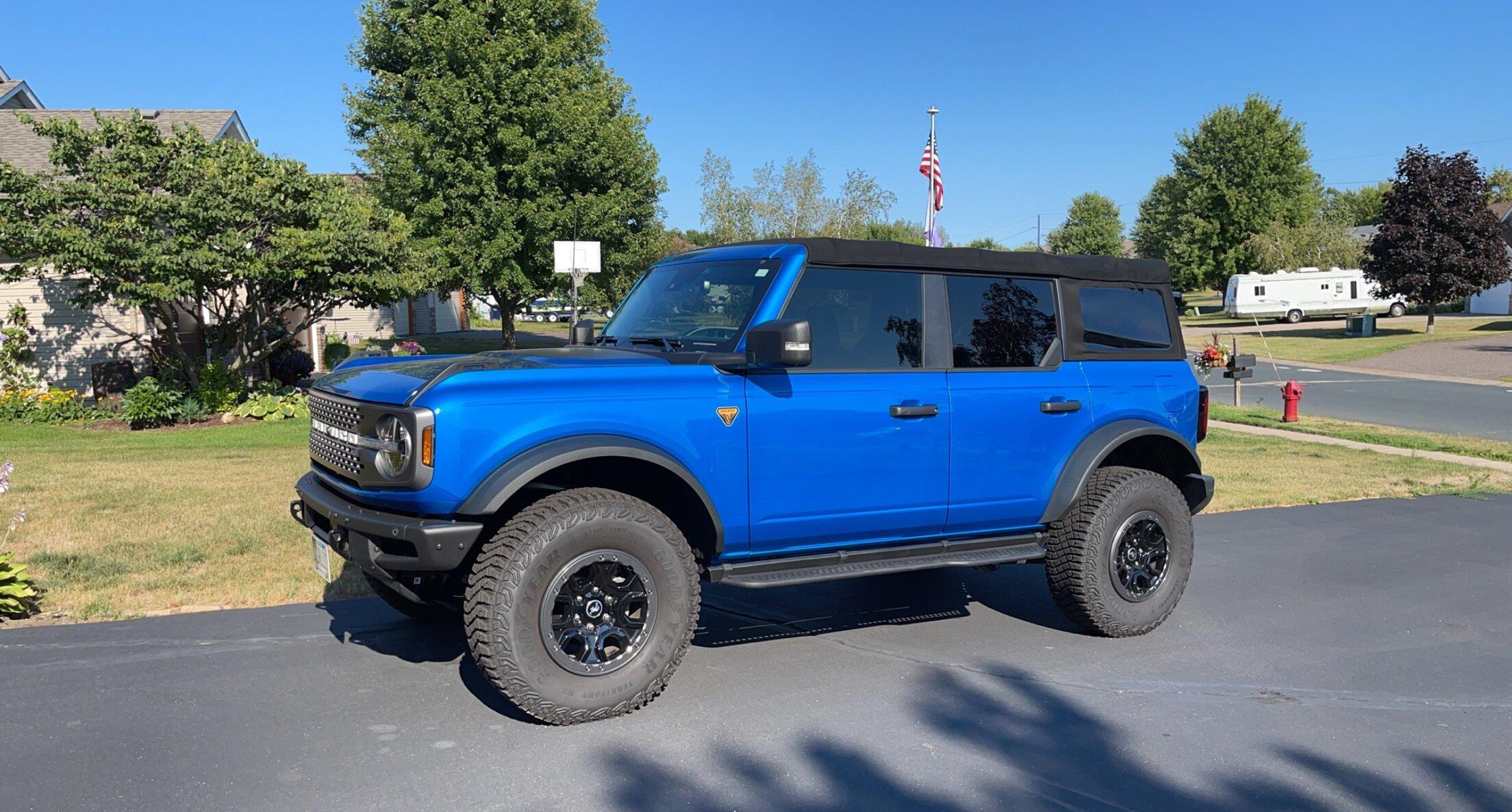 Ford Bronco IAG V2 Steps 78E1D7CE-7D3B-4682-B6CD-0C7B1B141D60