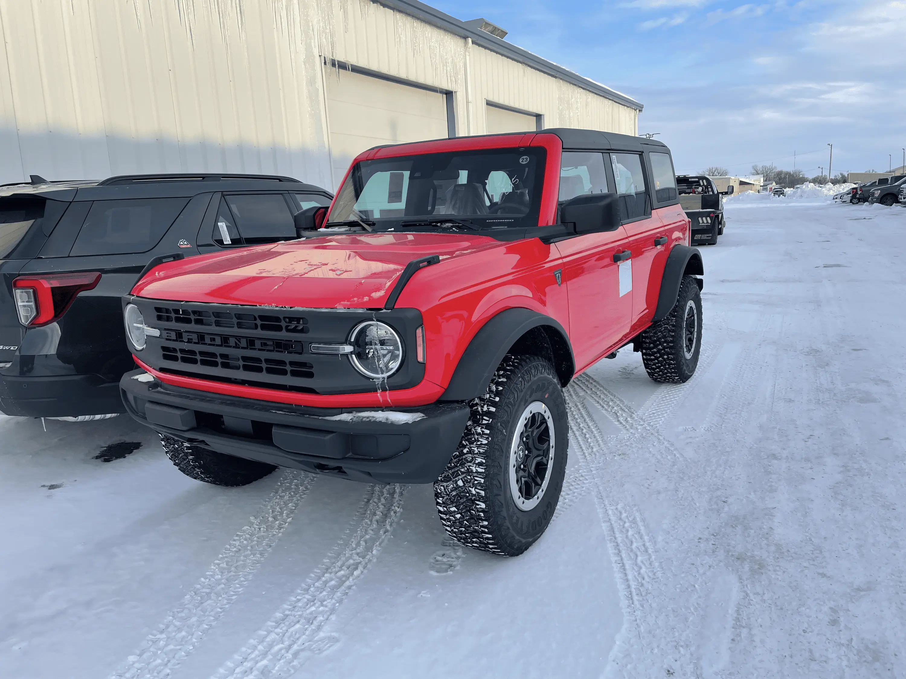 Ford Bronco 9/19/22 Build Week tempImageuBHVxl