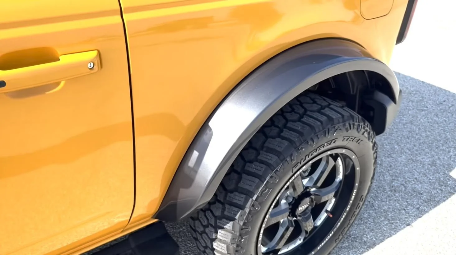 Ford Bronco Sasquatch Fender Flares and MIC Hardtop Painted Metallic Dark Gray Screenshot 2022-11-20 at 12.20.16 PM