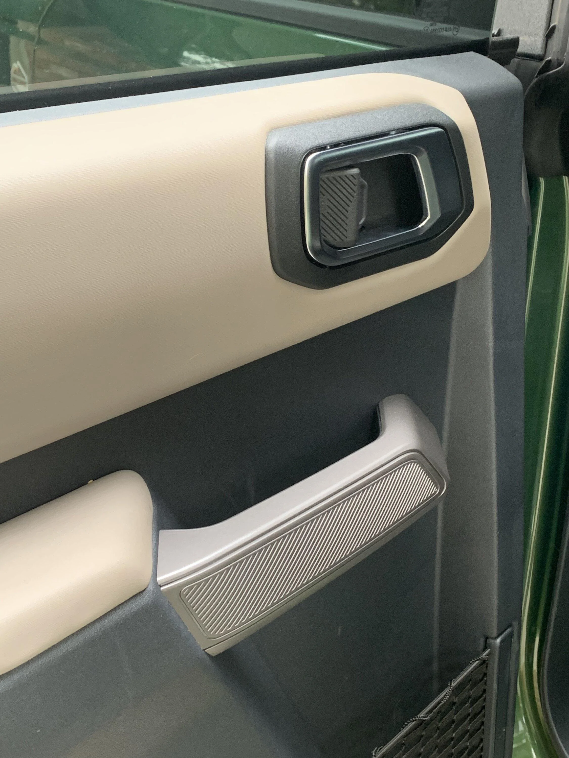 Ford Bronco Katzkin Black Leather Diamond Double Stitch Installed ♦ 82045262-3C56-4DCA-8E6A-23A34C5360C2