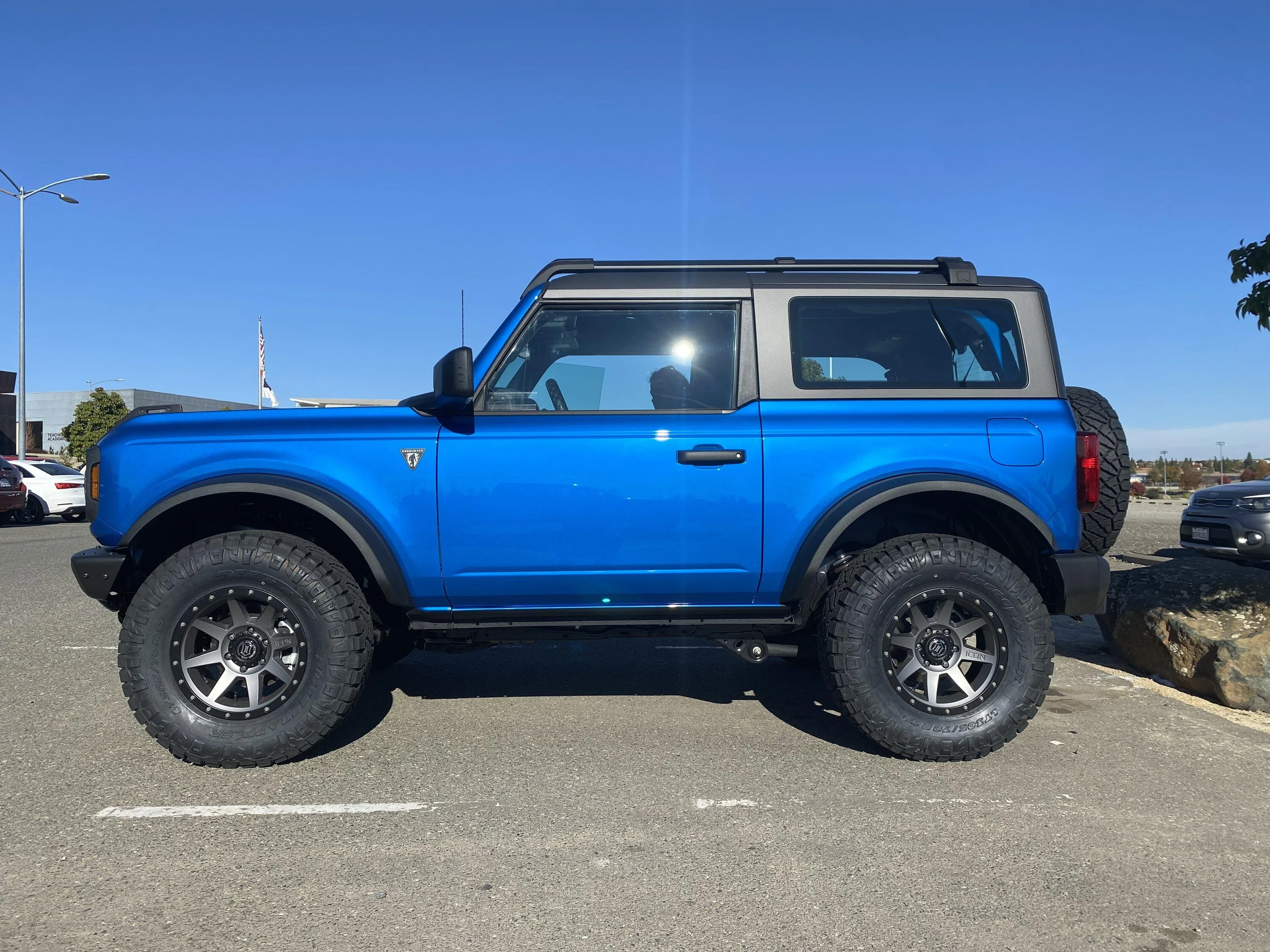 Ford Bronco Bronco Team 2 door. 73C5CB1B-1F2B-4CF2-85D7-16186AF23C3F