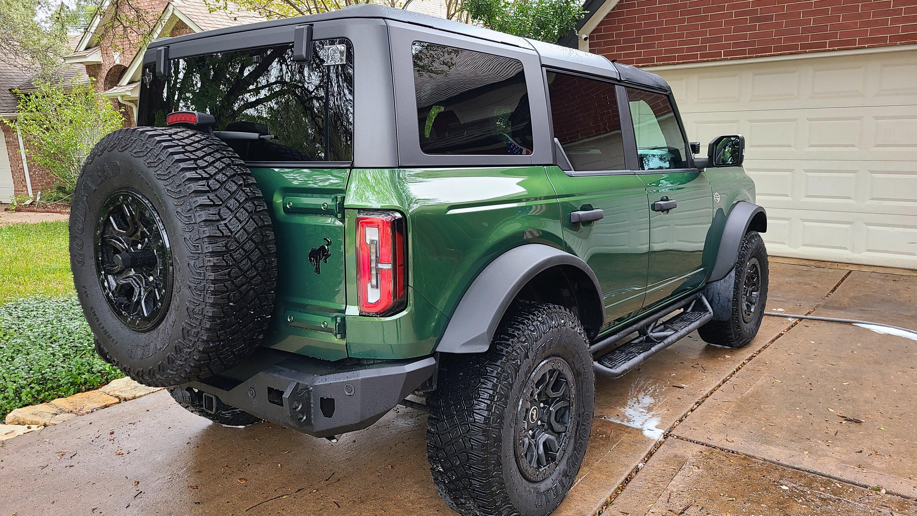 Ford Bronco HAVOC Steel Bender Front Bumper Installed 20221120_095402