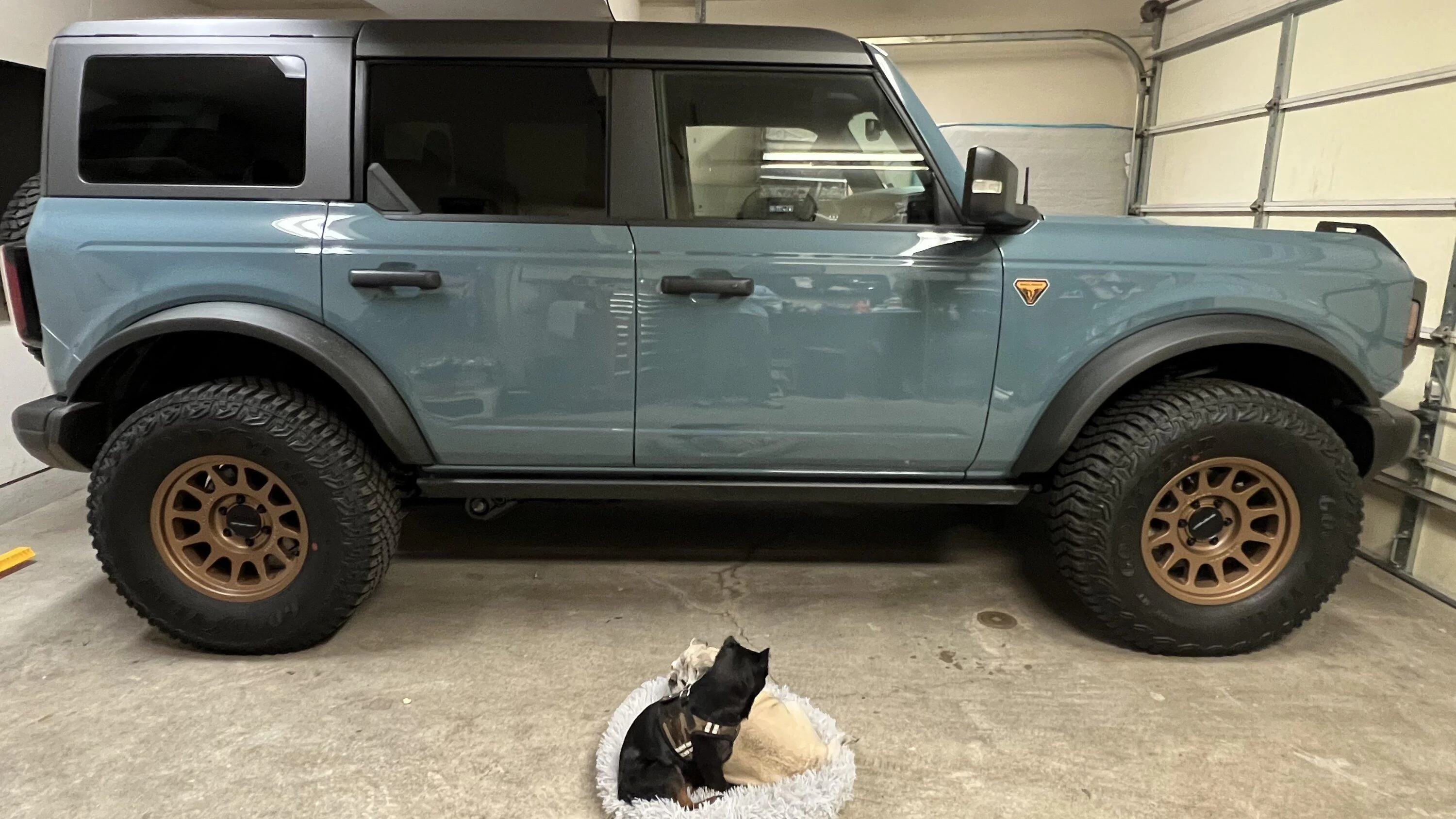 Ford Bronco Show us your installed wheel / tire upgrades here! (Pics) tempImageLCRcVC