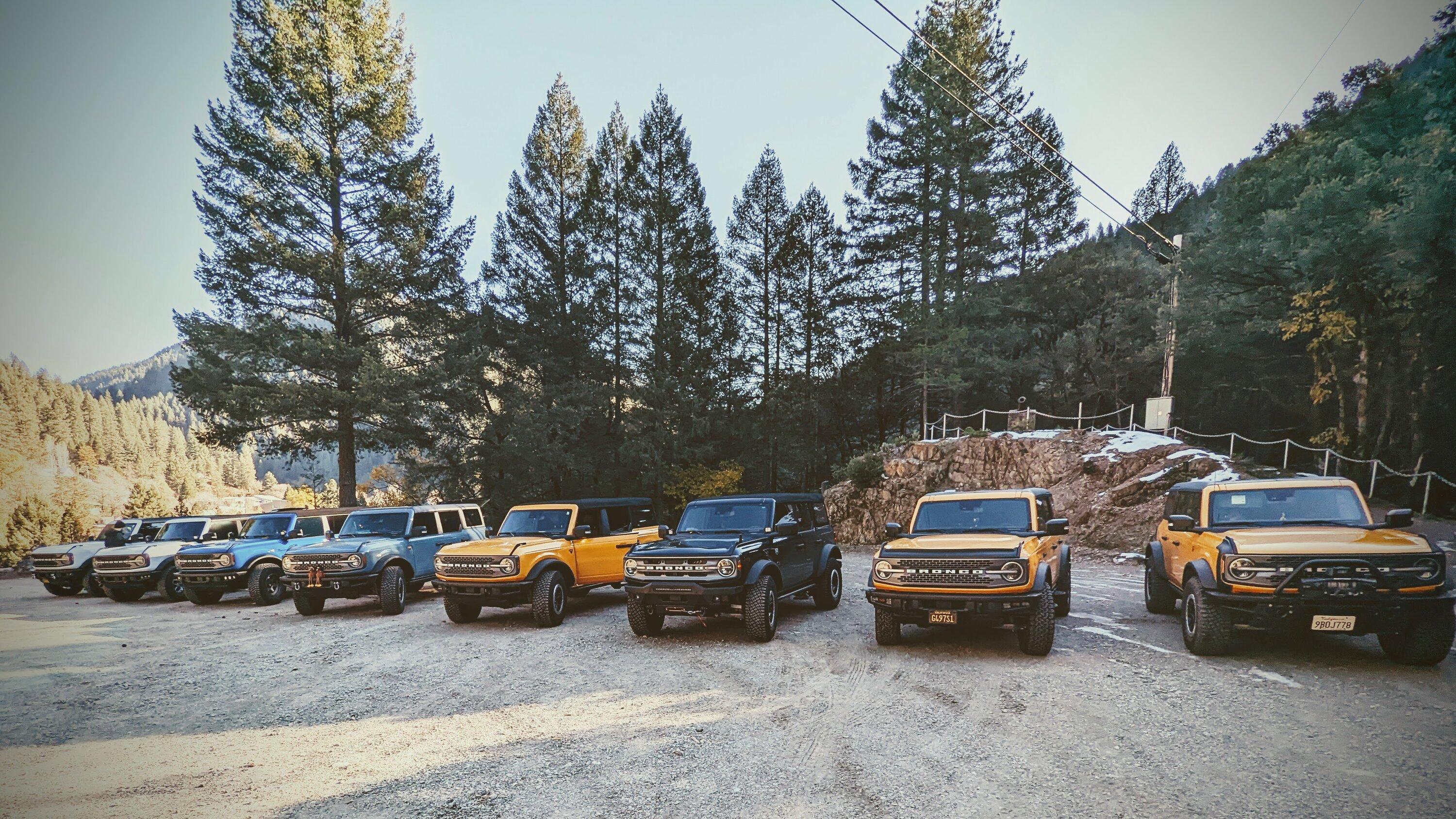 Ford Bronco Northern CA group drive up Poker Flat to Saddleback Mountain - a little detour, but still had fun 20221119_Airdown1