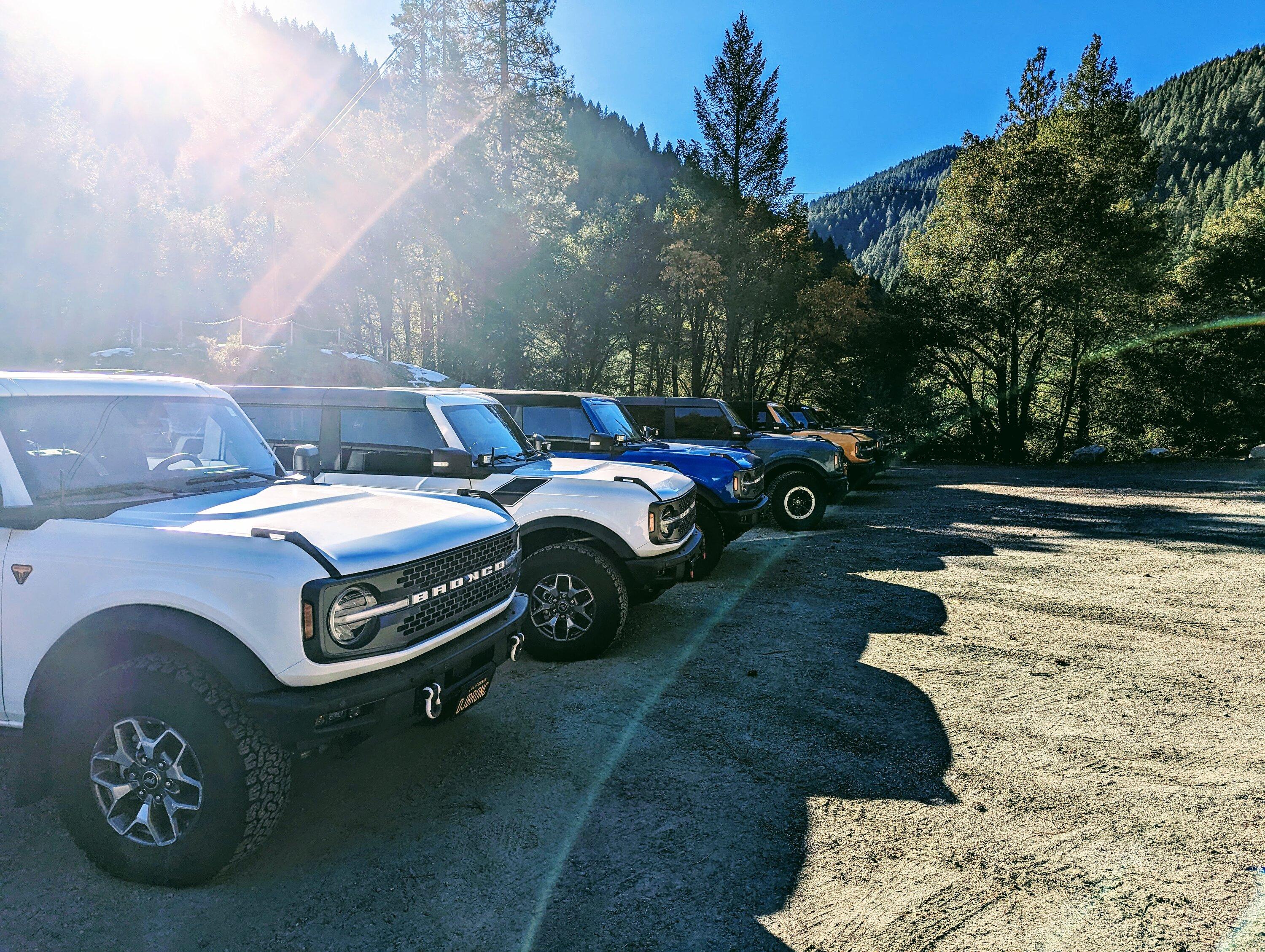 Ford Bronco Northern CA group drive up Poker Flat to Saddleback Mountain - a little detour, but still had fun 20221119_Airdown2