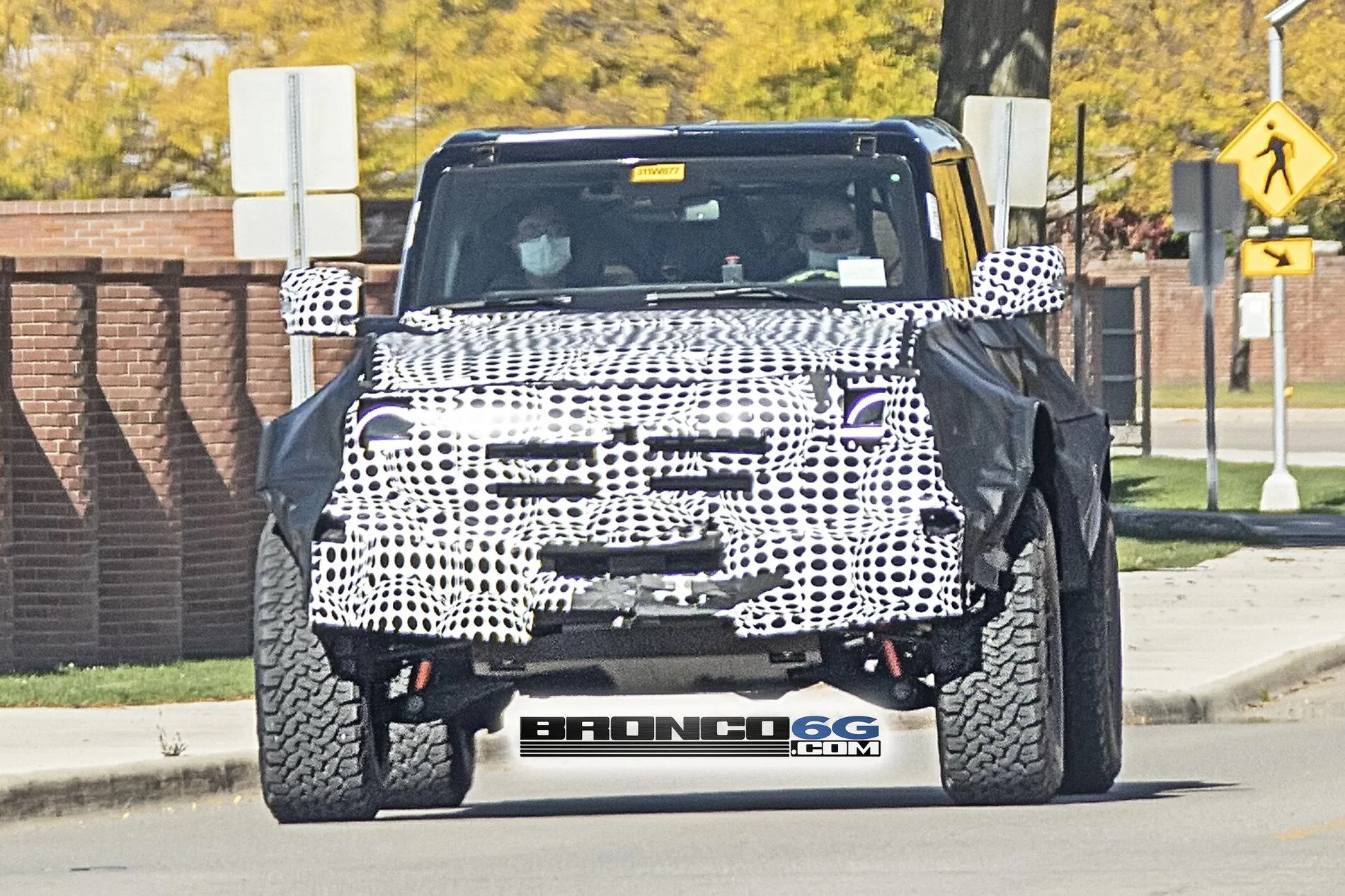 Ford Bronco Bronco Warthog Prototype Spied On Raptor 17" Bead Lock Wheels Bronco_Warthog_RaptorBeadlock.g01.Bronco_Warthog_6G.com