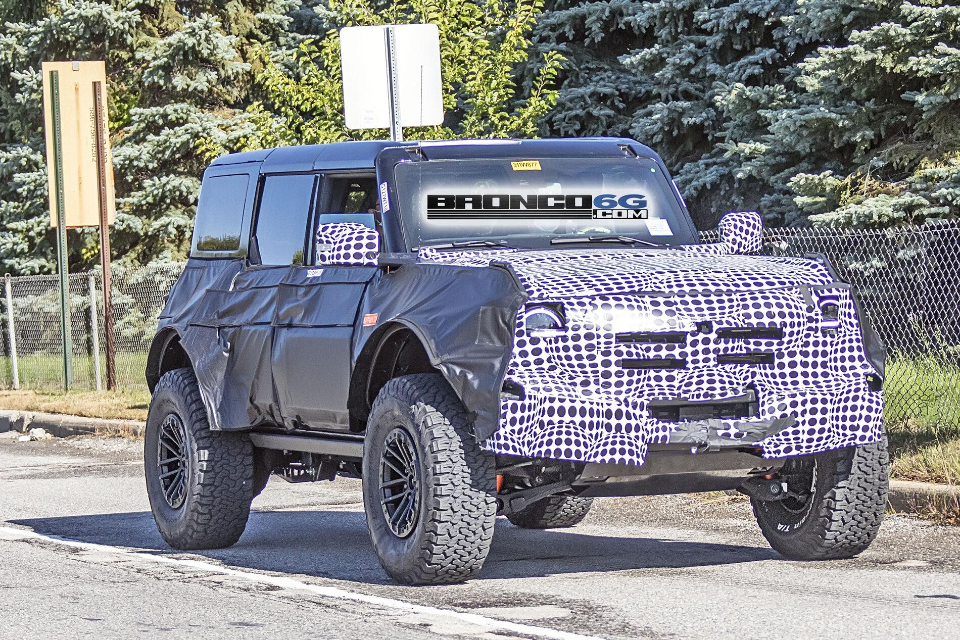 Ford Bronco Bronco Warthog Prototype Spied On Raptor 17" Bead Lock Wheels Bronco_Warthog_RaptorBeadlock.g03.Bronco_Warthog_6G.com