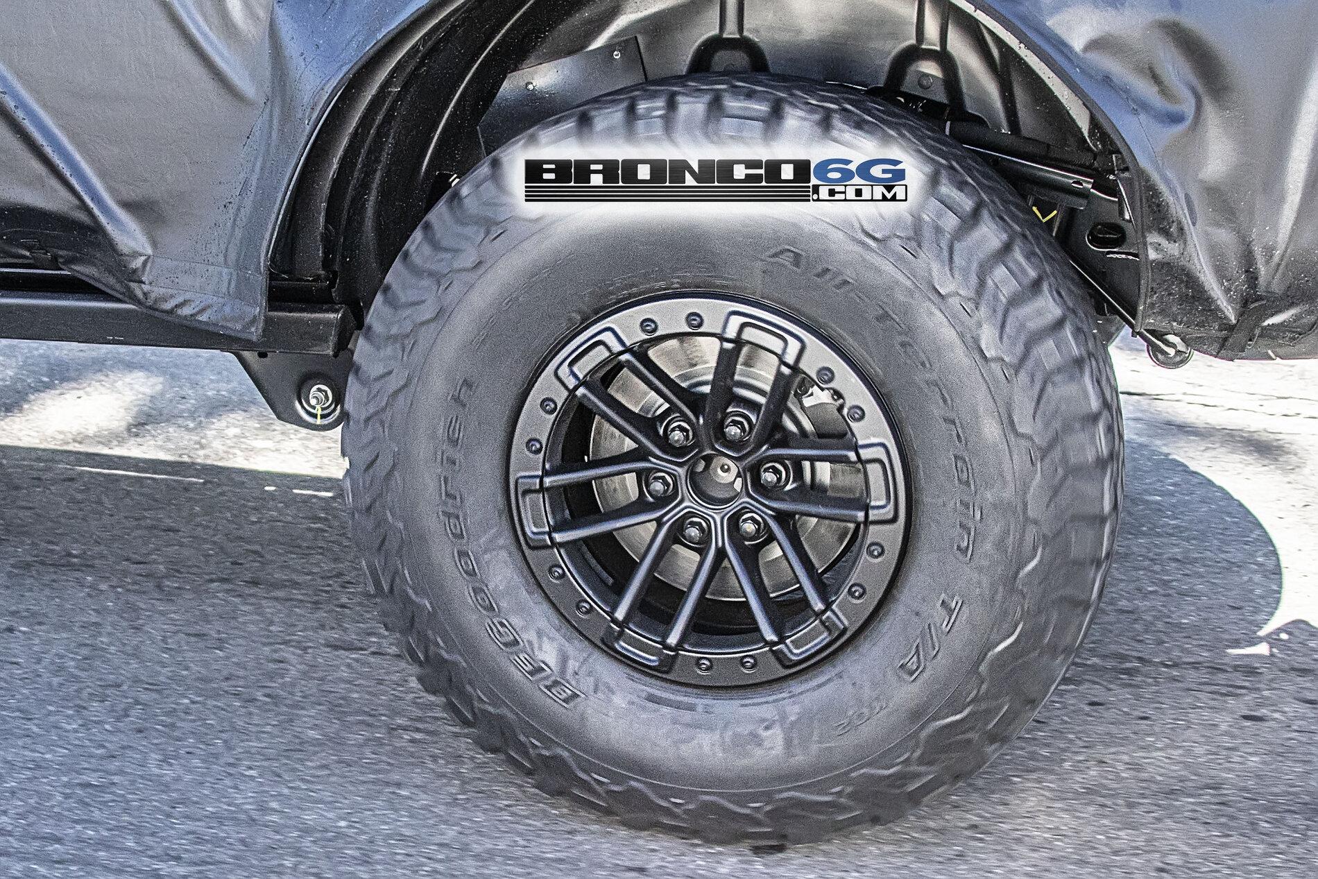 Ford Bronco Bronco Warthog Prototype Spied On Raptor 17" Bead Lock Wheels Bronco_Warthog_RaptorBeadlock.g12.Bronco_Warthog_6G.com