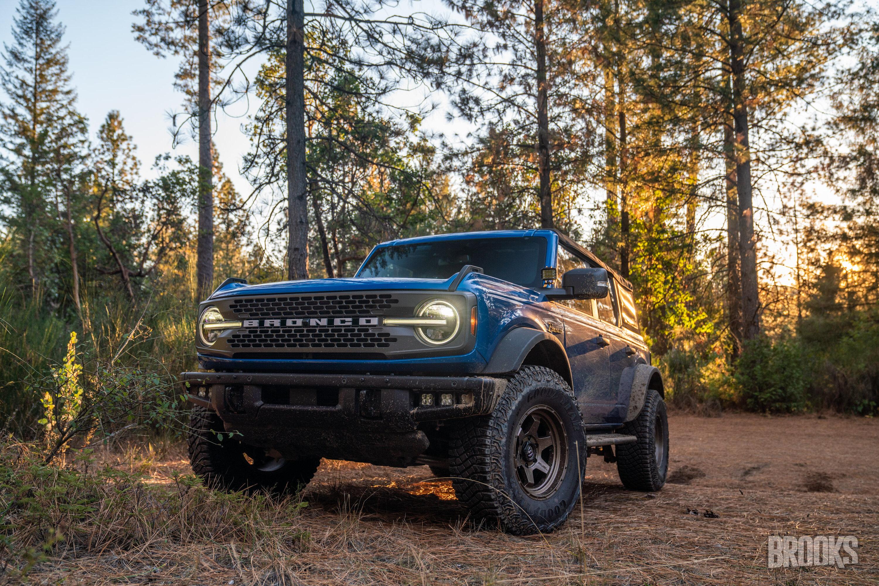 Ford Bronco Northern CA group drive up Poker Flat to Saddleback Mountain - a little detour, but still had fun elwood low