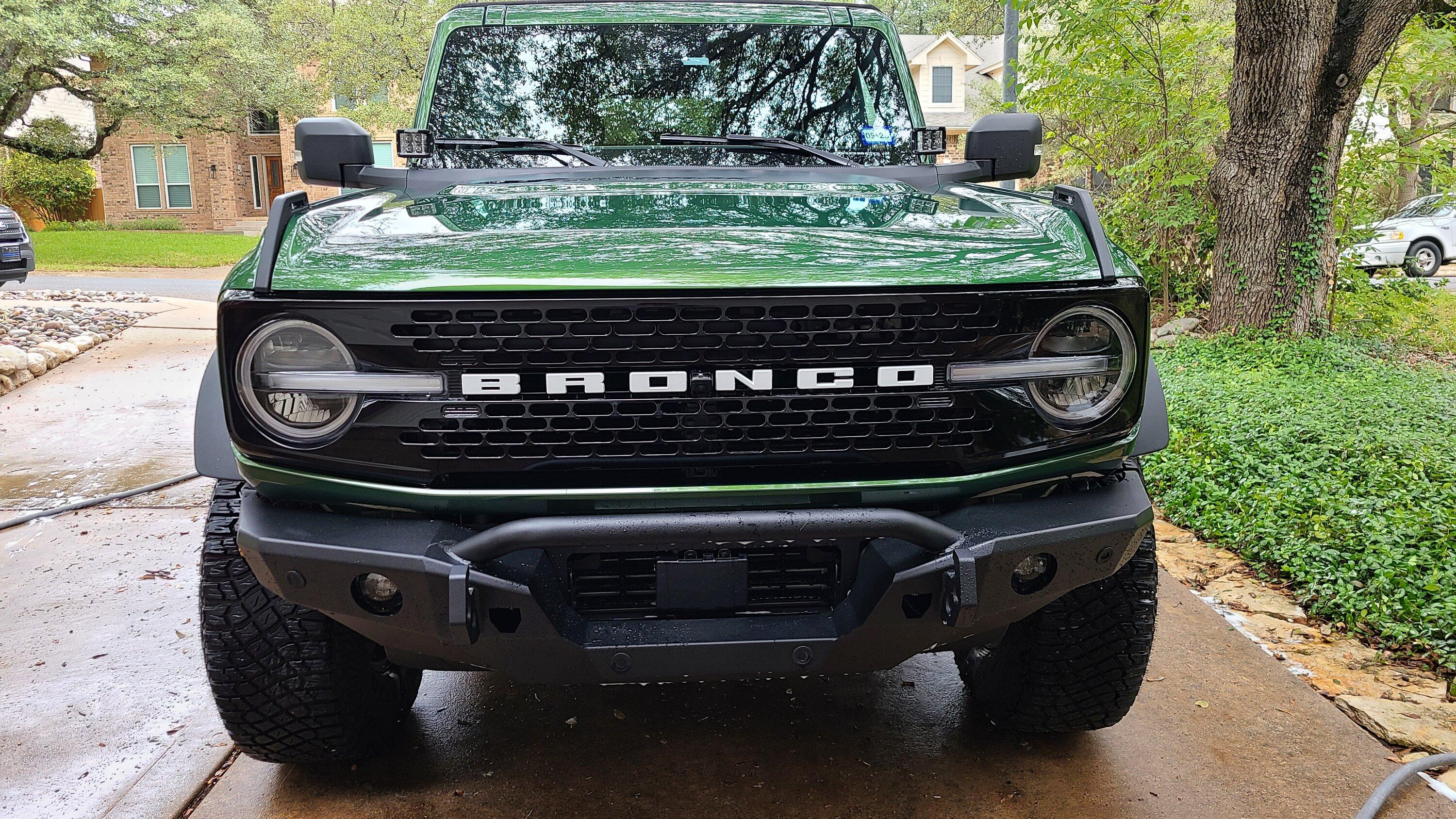 Ford Bronco Havoc F/R bumpers, Hooke Road step rails, Rigid lights, Antenna delete, Custom heavy mud flaps...exterior mods complete! 20221120_095324