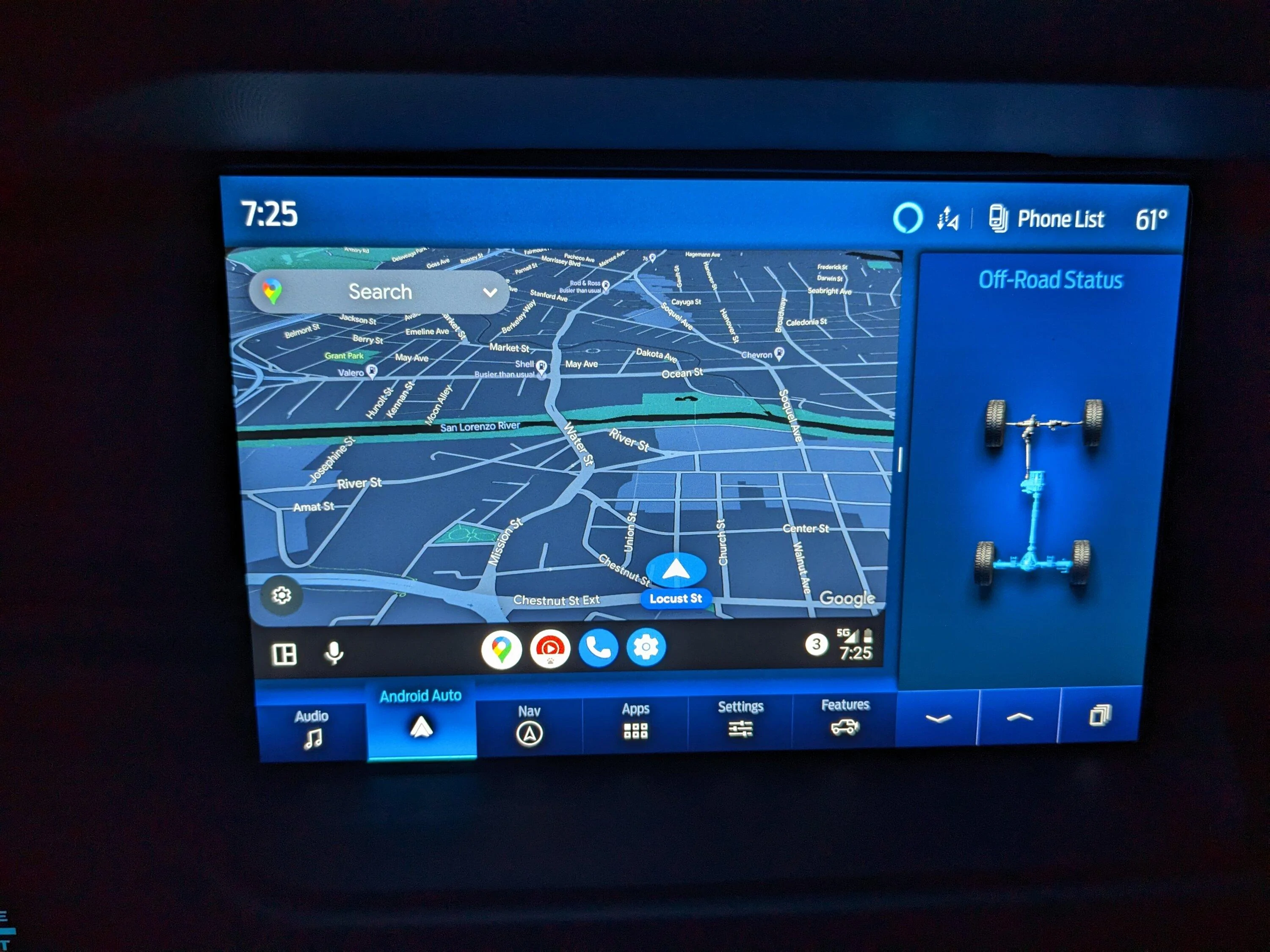 Ford Bronco 12" touch screen - how to remove side tile area? PXL_20221122_032536856