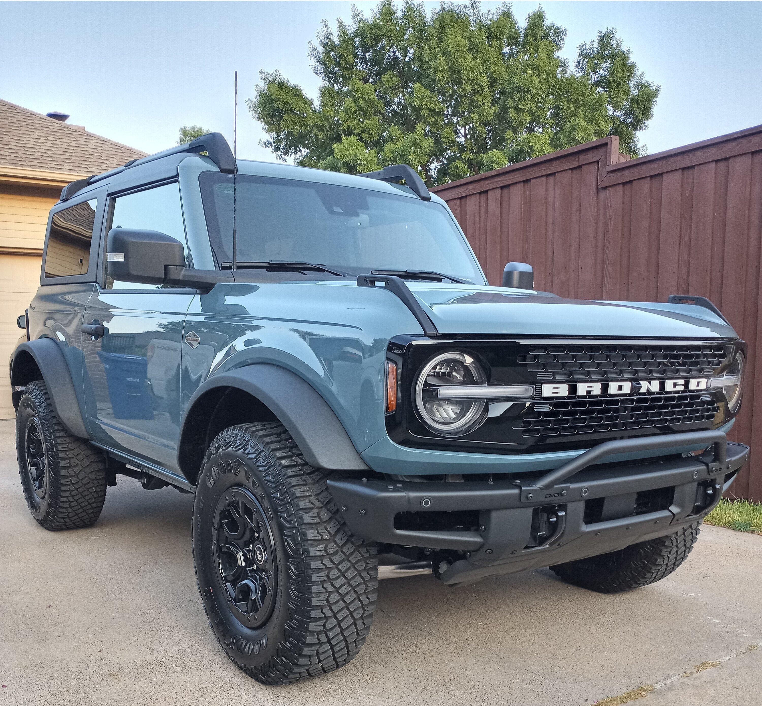 Ford Bronco High VS Lux and B&O 1669088895511