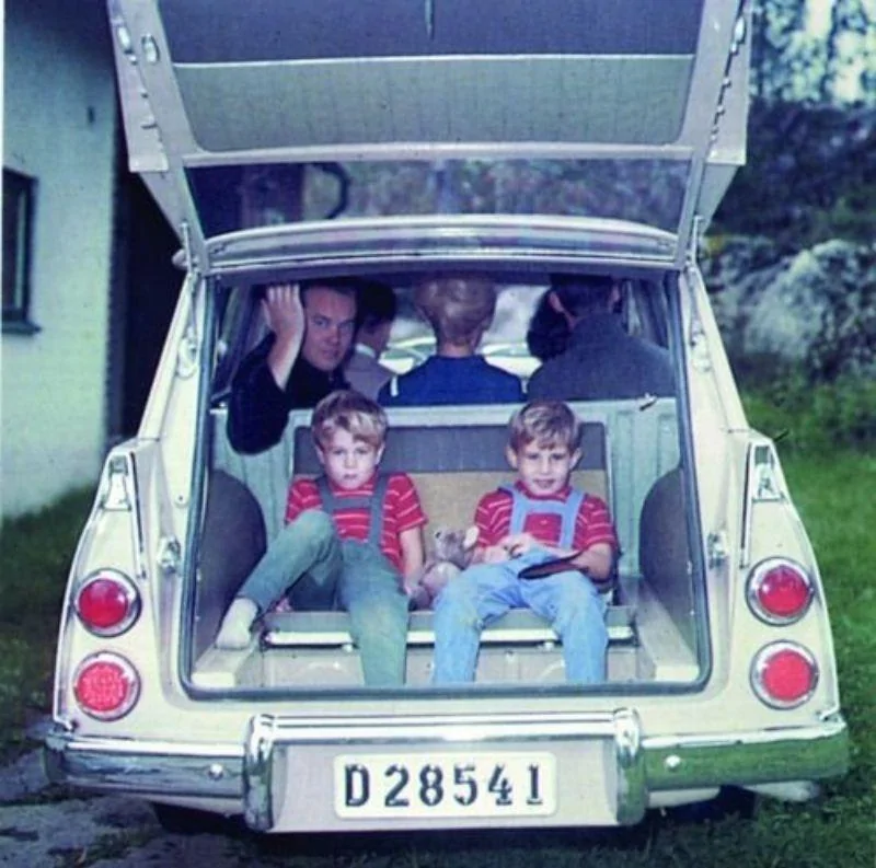 vintage-station-wagon-8.webp