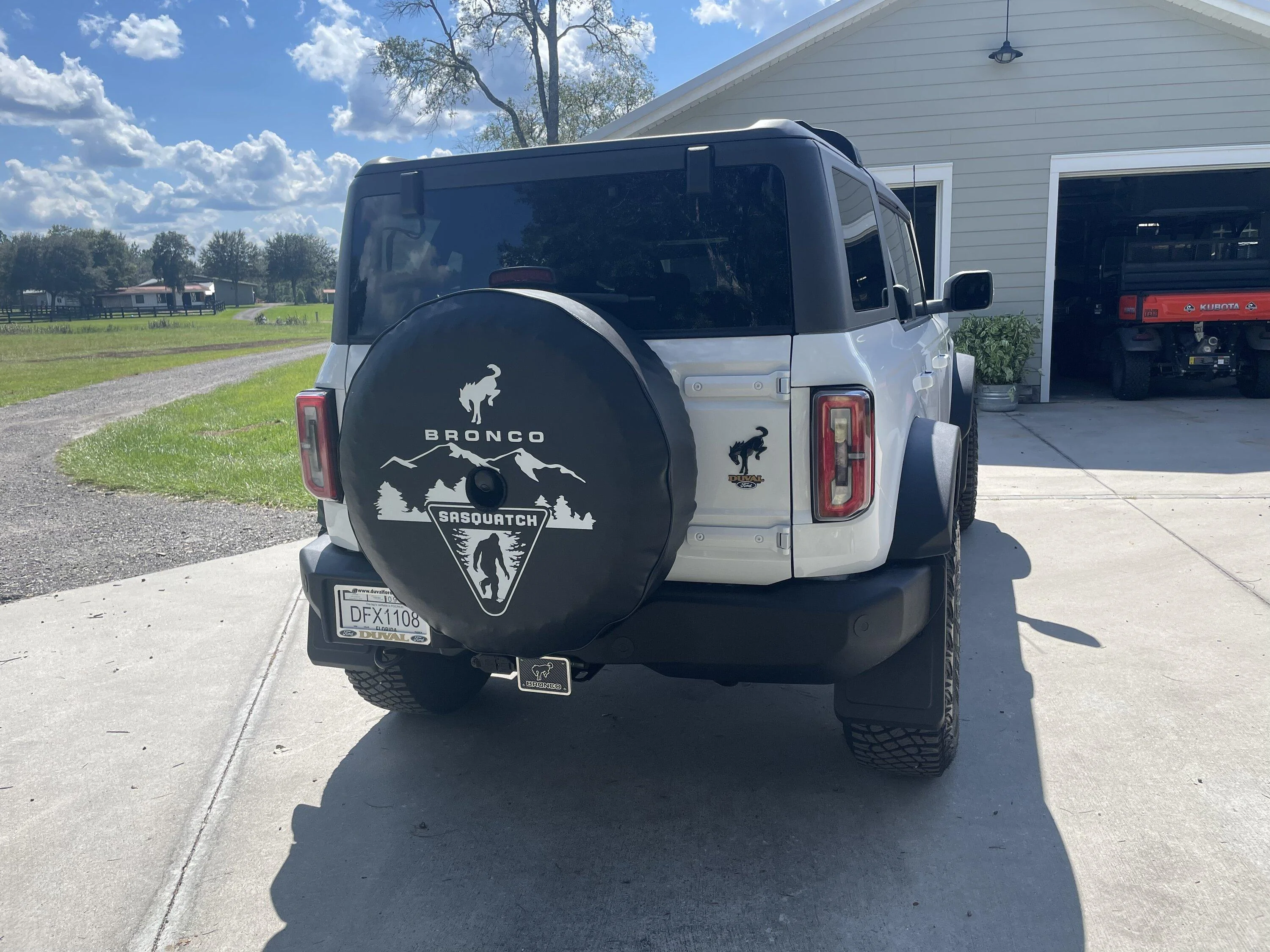 Ford Bronco Lux vs High, or Sasquatch Addition B3F2471E-5580-4781-BB54-3C453EED2EAD