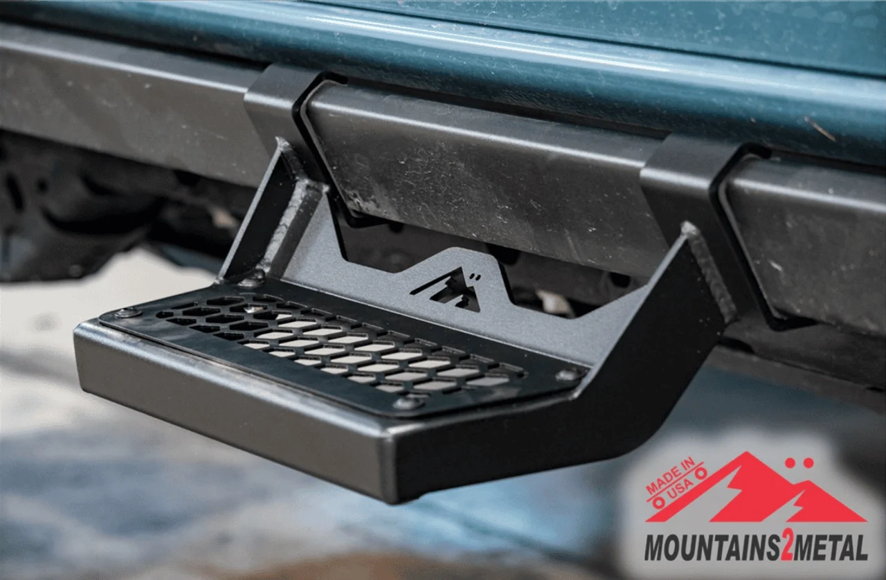 Ford Bronco Mountains2Metal Squatch Step (Pair) BR6SS-SK__92568.1666193122