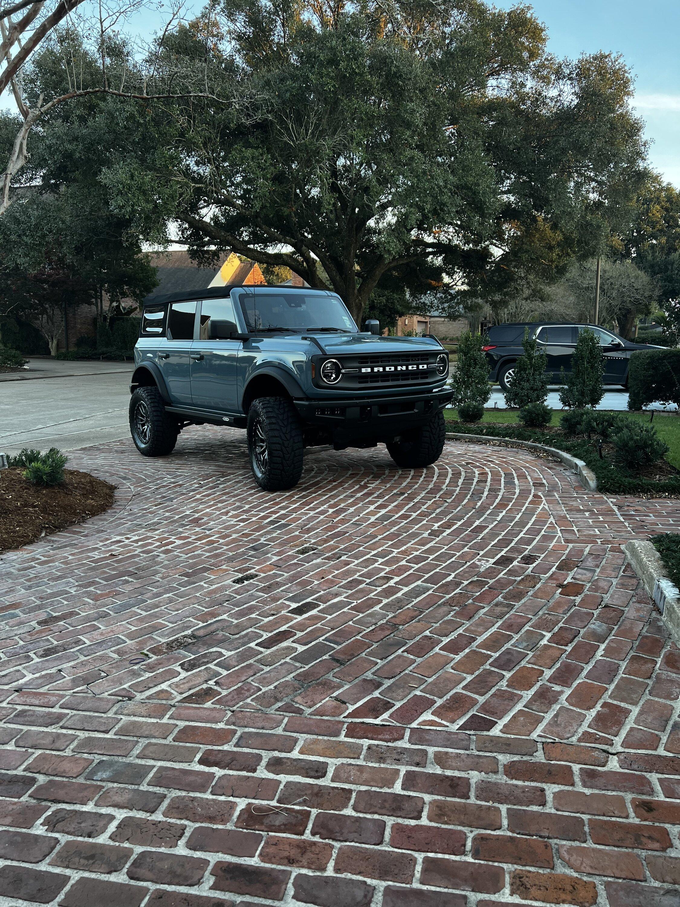 Ford Bronco Black Diamond Bronco Gets 5” Rough Country Lift, 20″ Fuel Rebels and 36″ Tires F8DB663D-948E-4632-9331-F1BB030C6E29