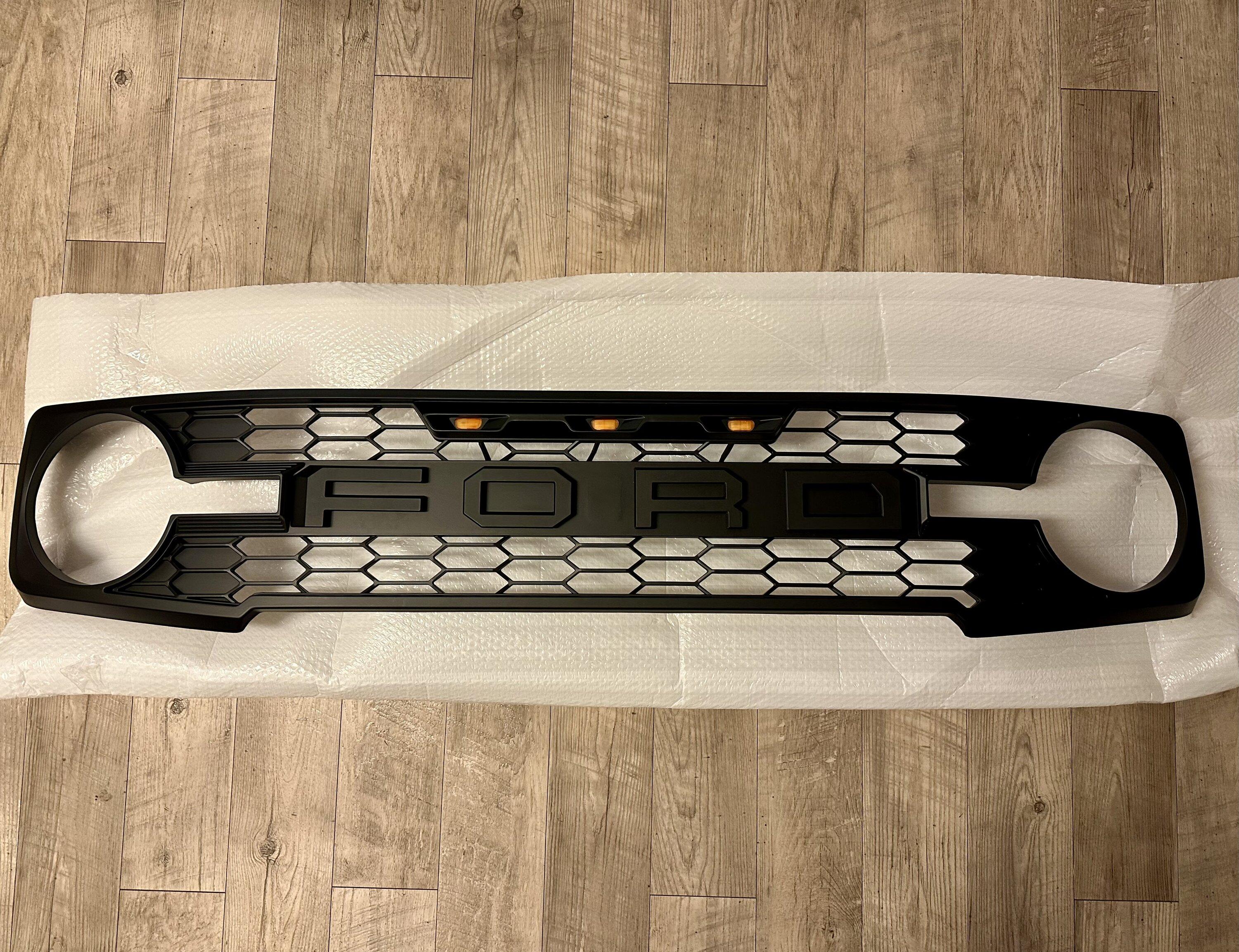 Ford Bronco Bronco Raptor AM Grille 3A32354E-EB90-46AE-A370-D3139BFC2013