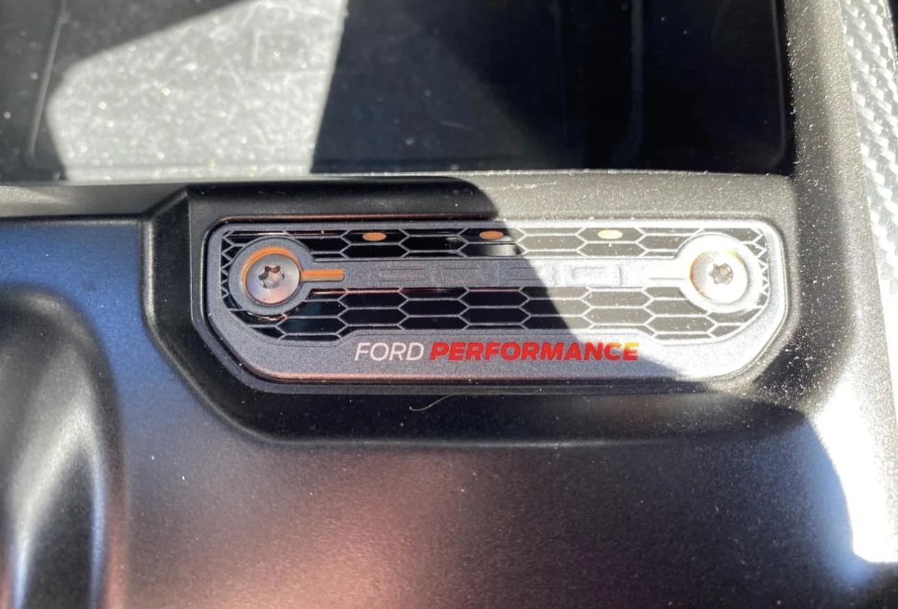 Ford Bronco AR | WILDTRAK Center Console VIN Plate BF1A054C-FA7B-4EC5-B076-B387DC15D04A