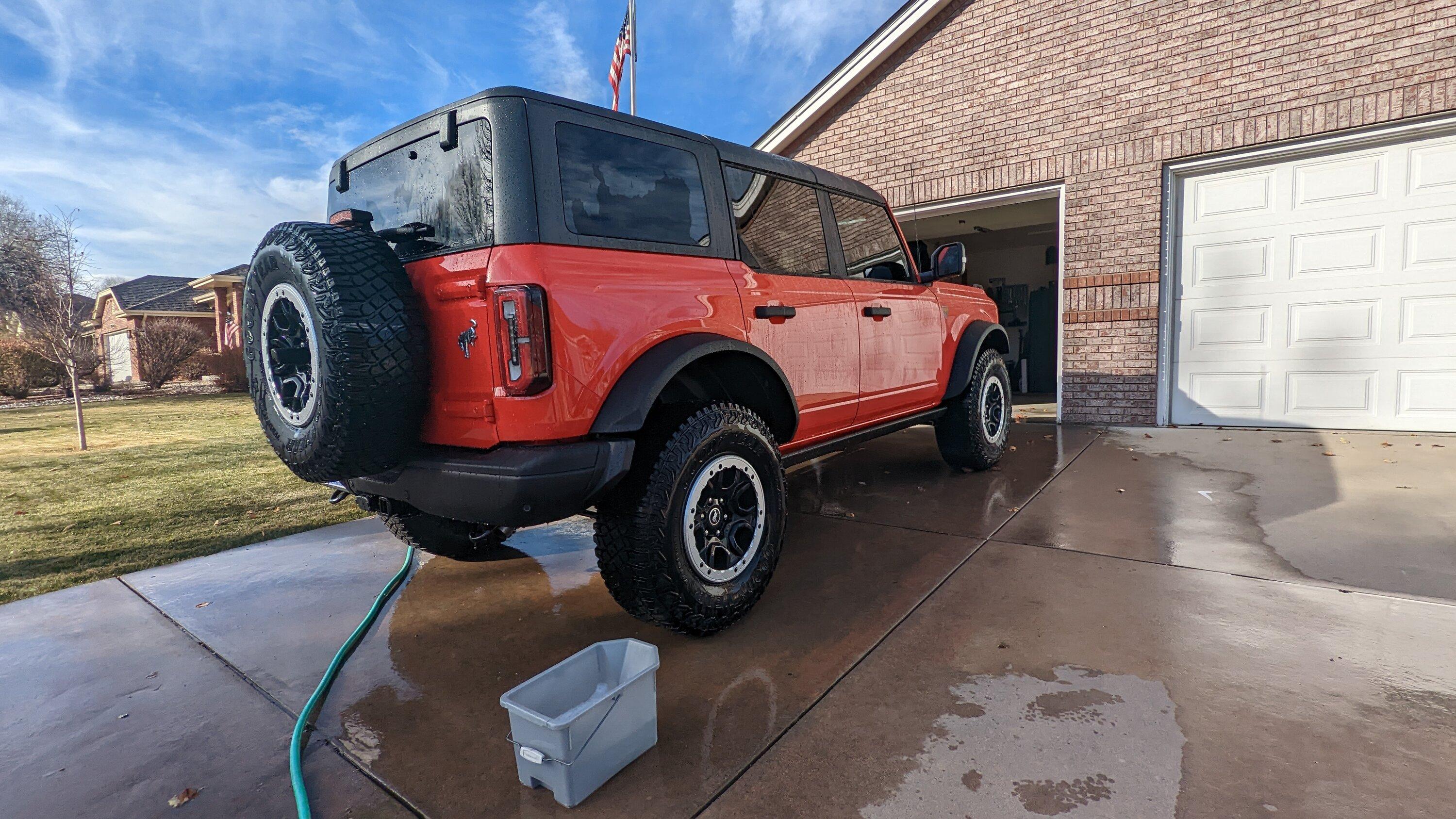 Ford Bronco I defected from jeep... don't see any reason to go back yet! PXL_20221126_205751792
